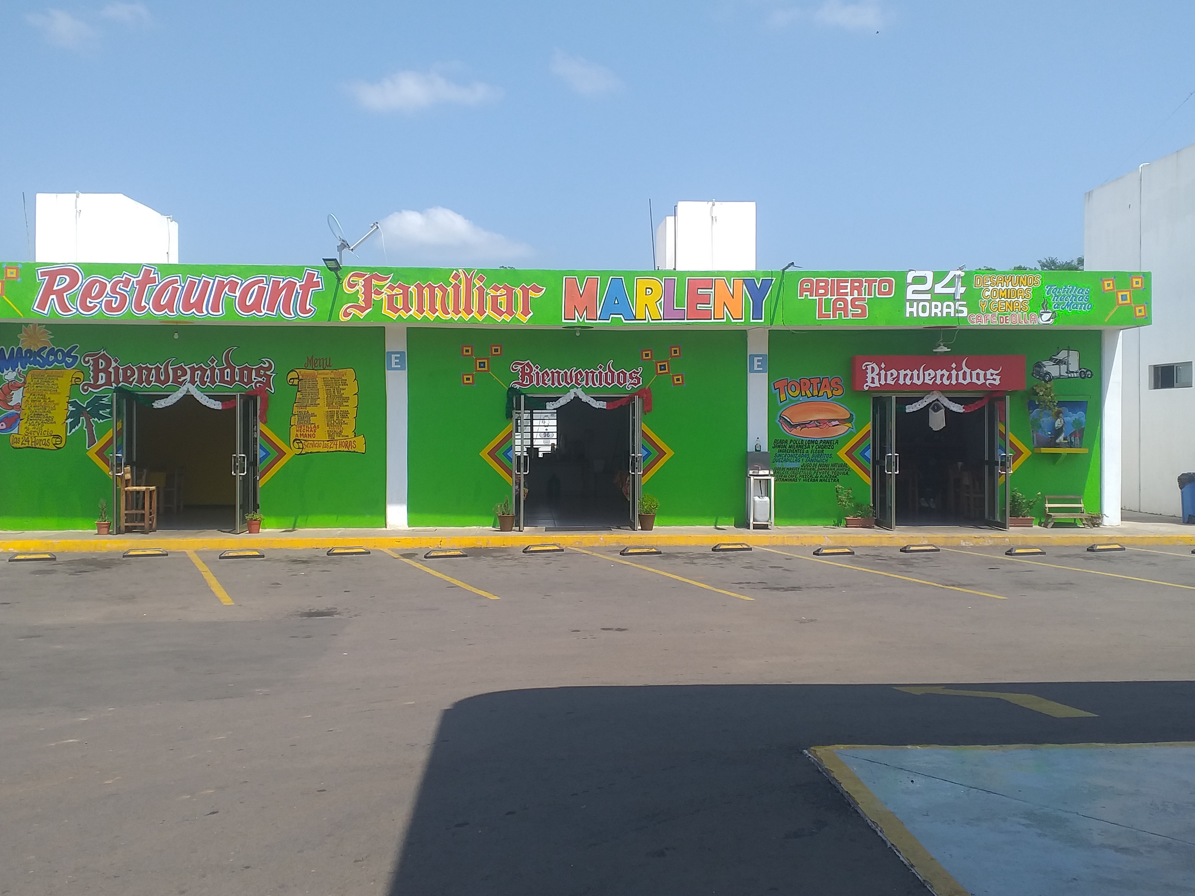 Restaurante marleny image 1