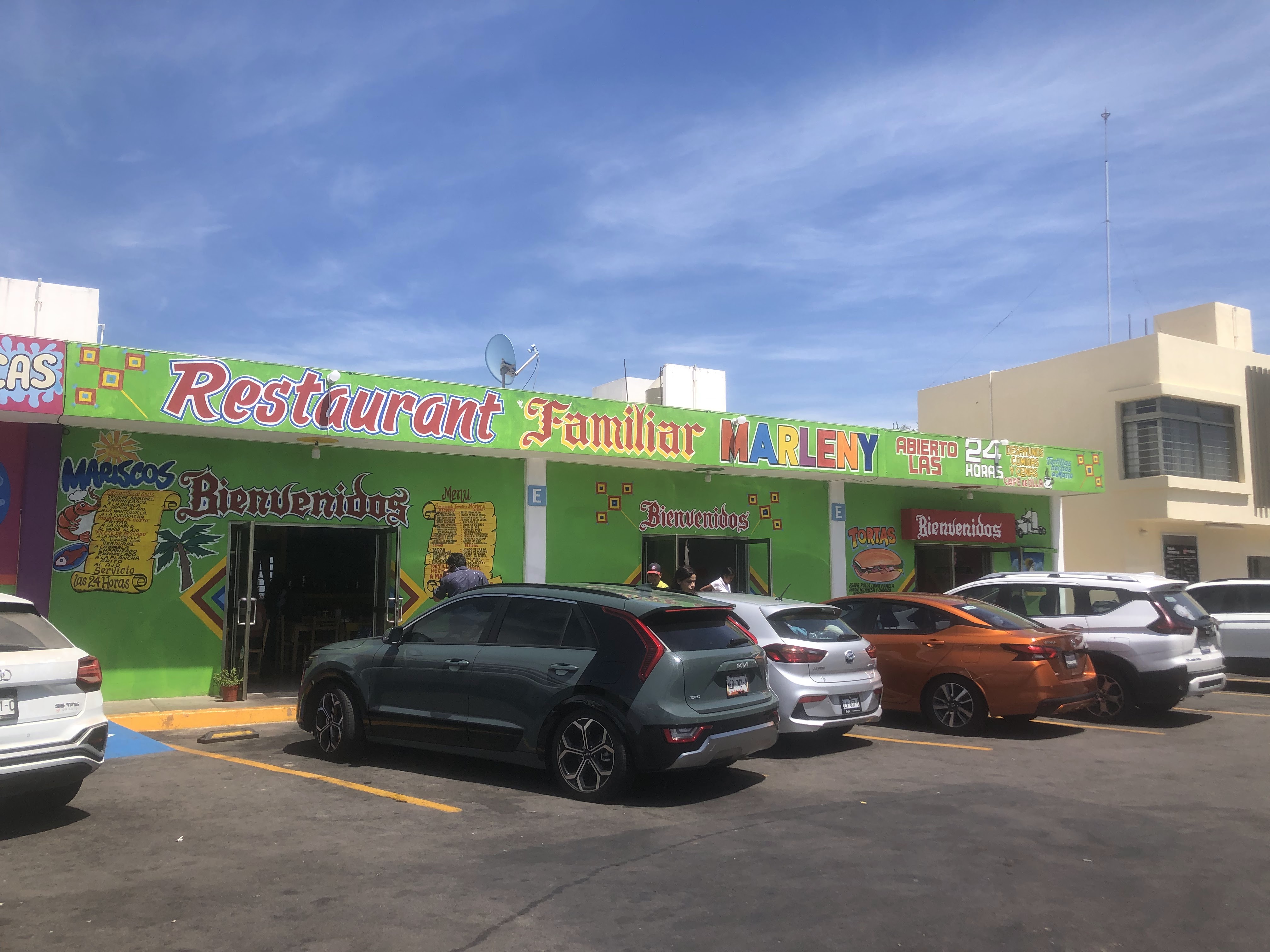 Restaurante marleny image 3