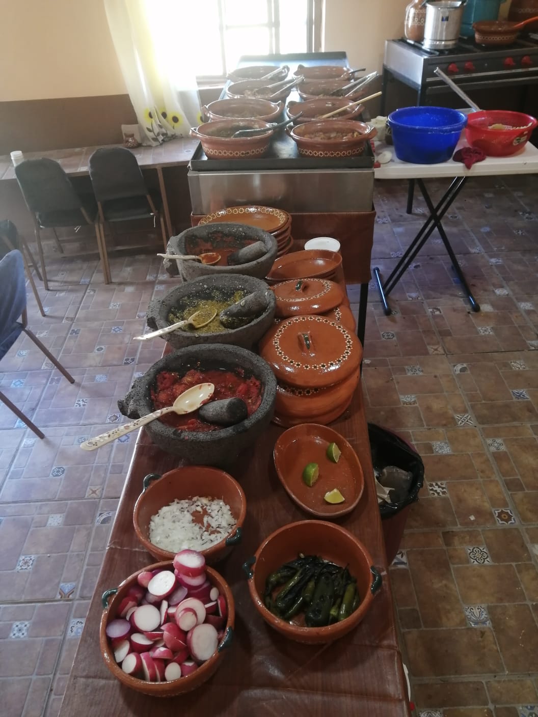 Tacos de guisos "LAS CAZUELITAS DE CHIQUILIS" image 6