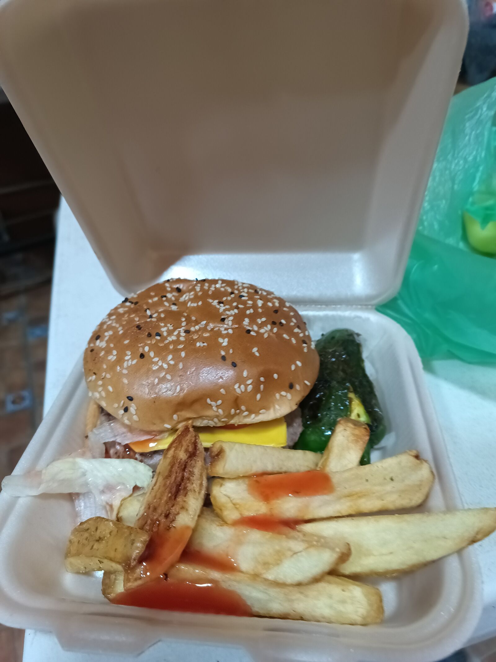 Dogos&Burguers image 1