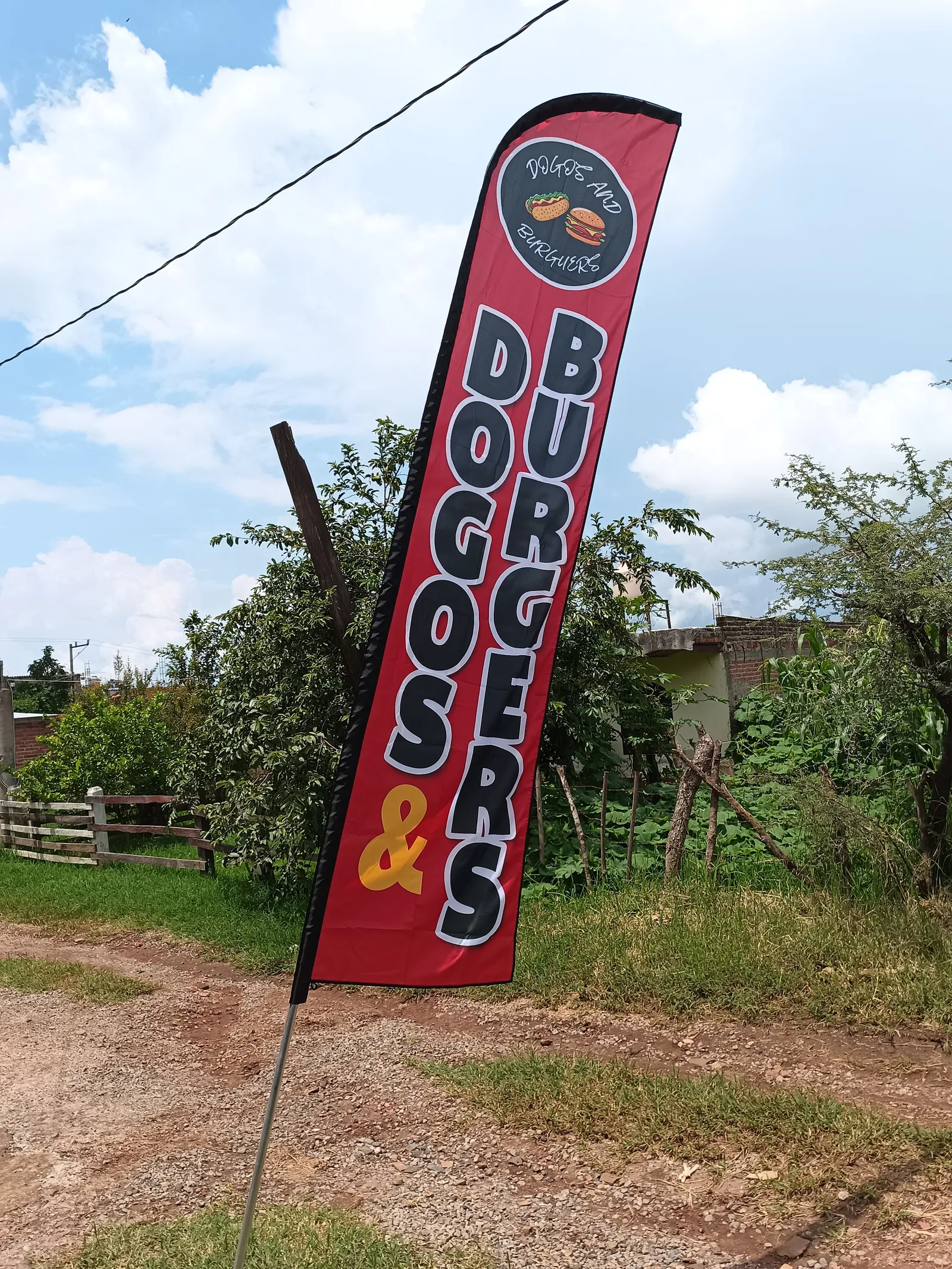 Dogos&Burguers image 2