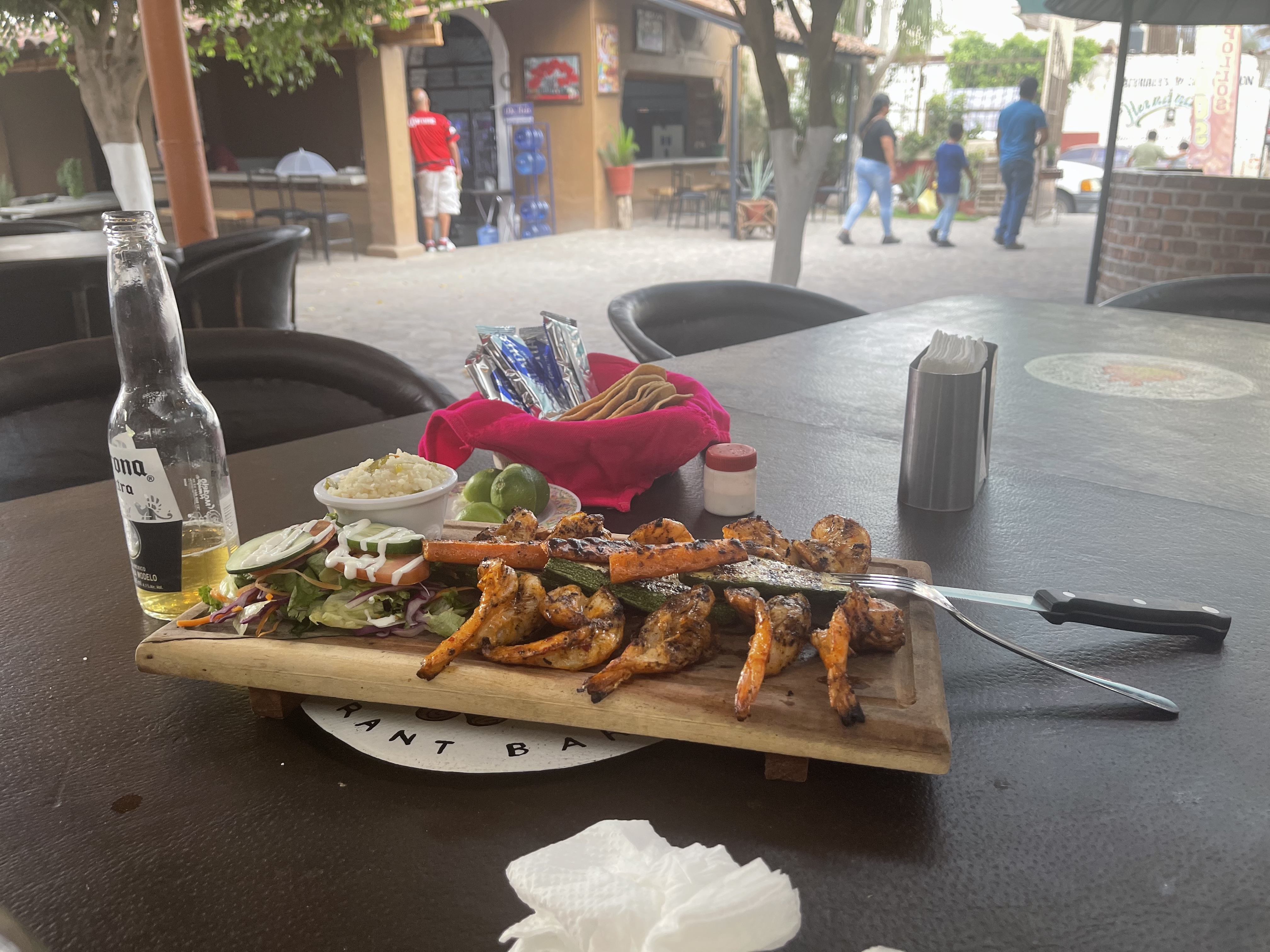 Las Brasas Restaurant-Bar image 3