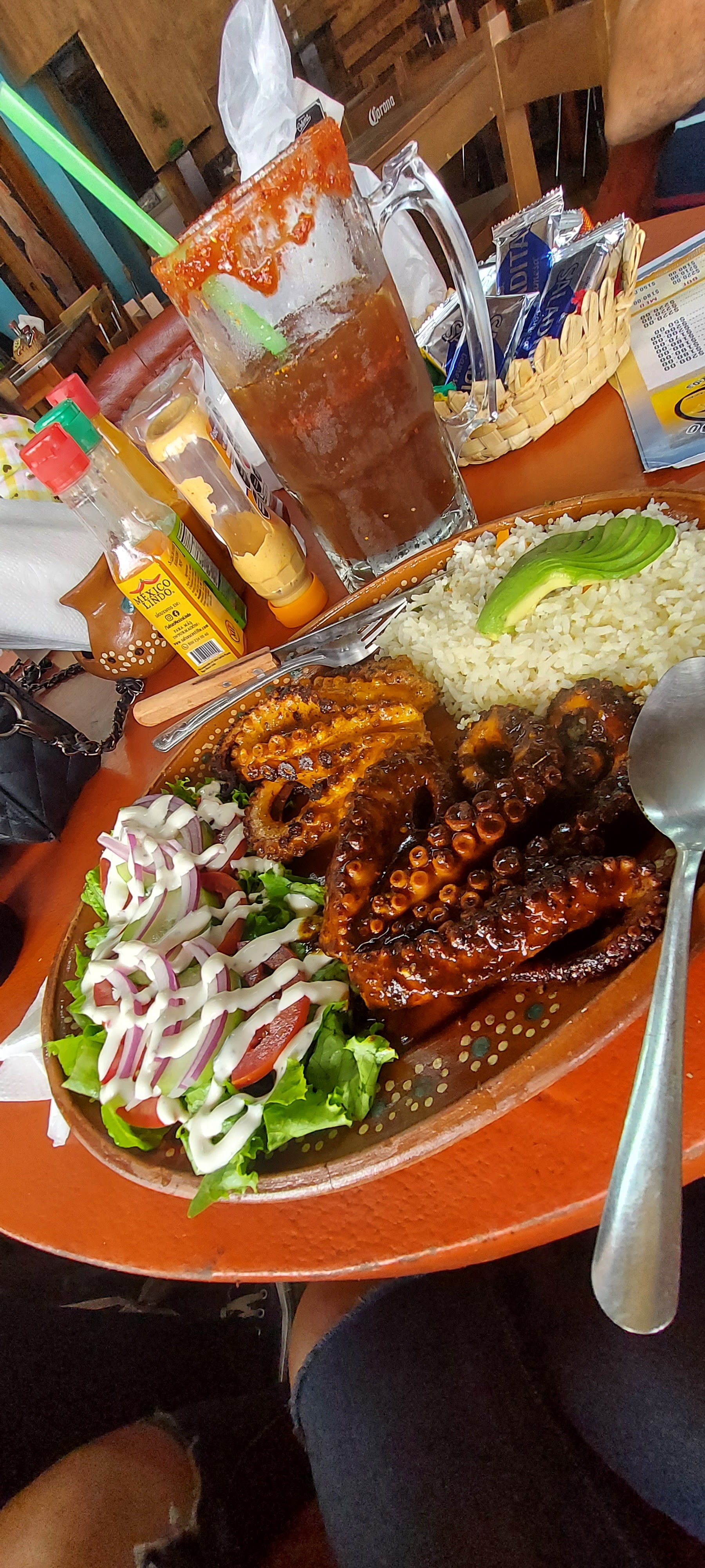 El Arado restaurant image 8