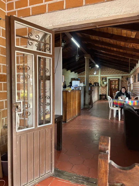 Cerquita del Cielo Restaurante-Bar image 4