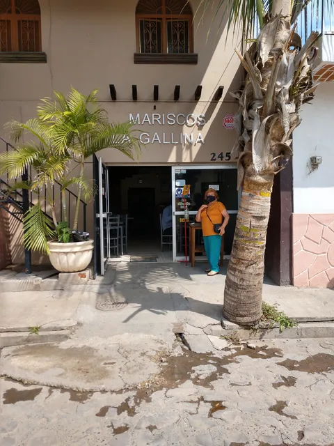 Mariscos La Gallina image 6