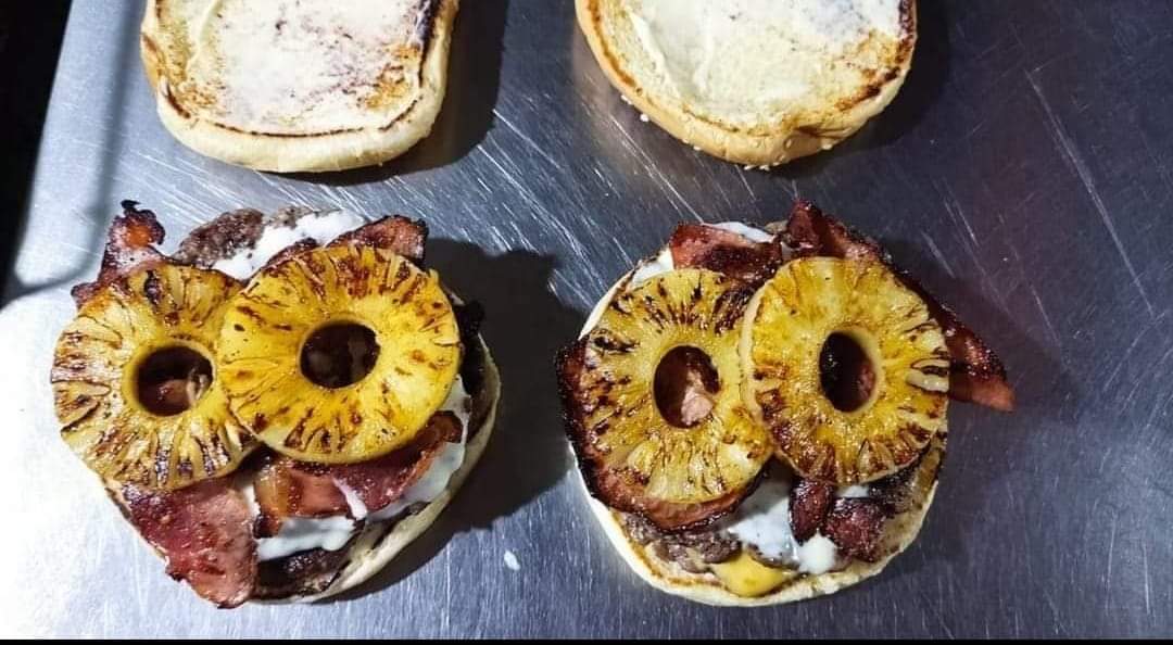 Danny's Burgers image 2