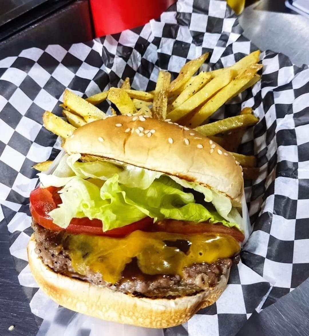 Danny's Burgers image 4