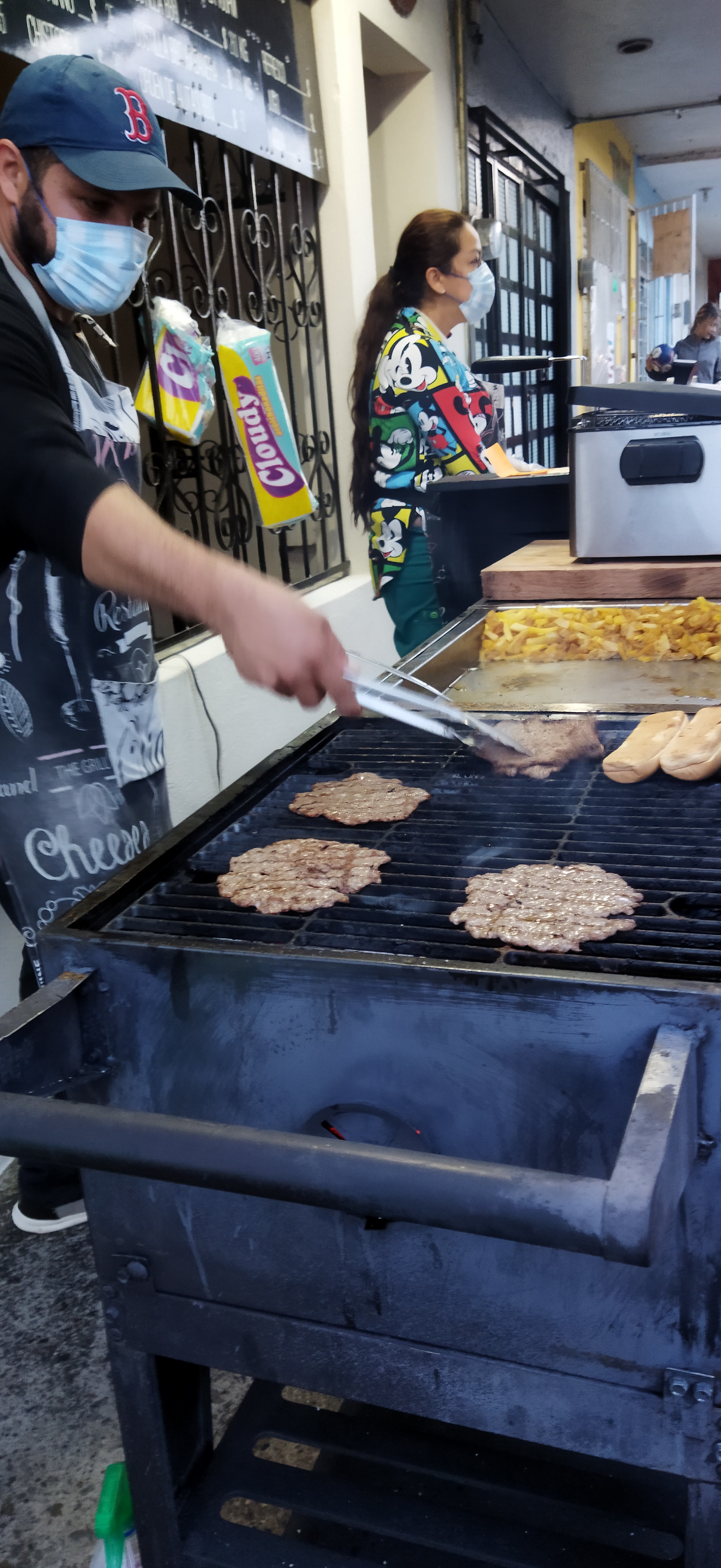 Hamburguesas al Carbón La Burrera image 1