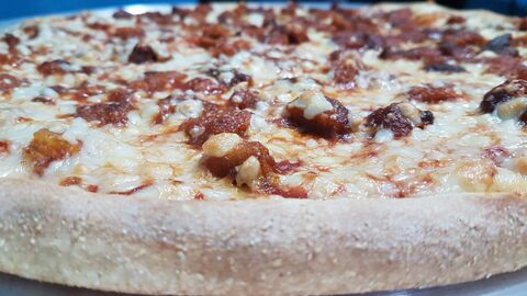 TORRES PIZZA image 2