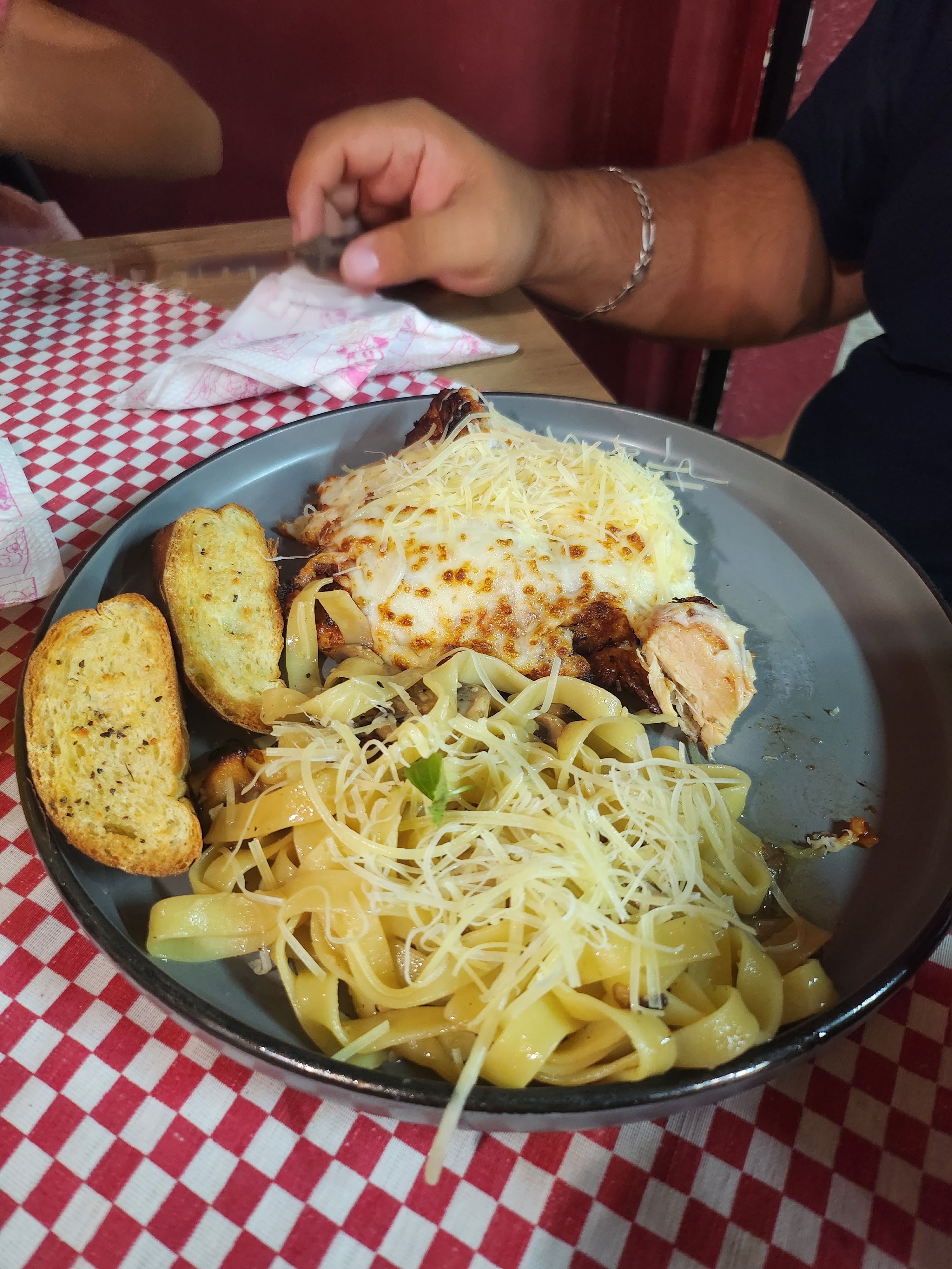 Vicarello Restaurant image 5