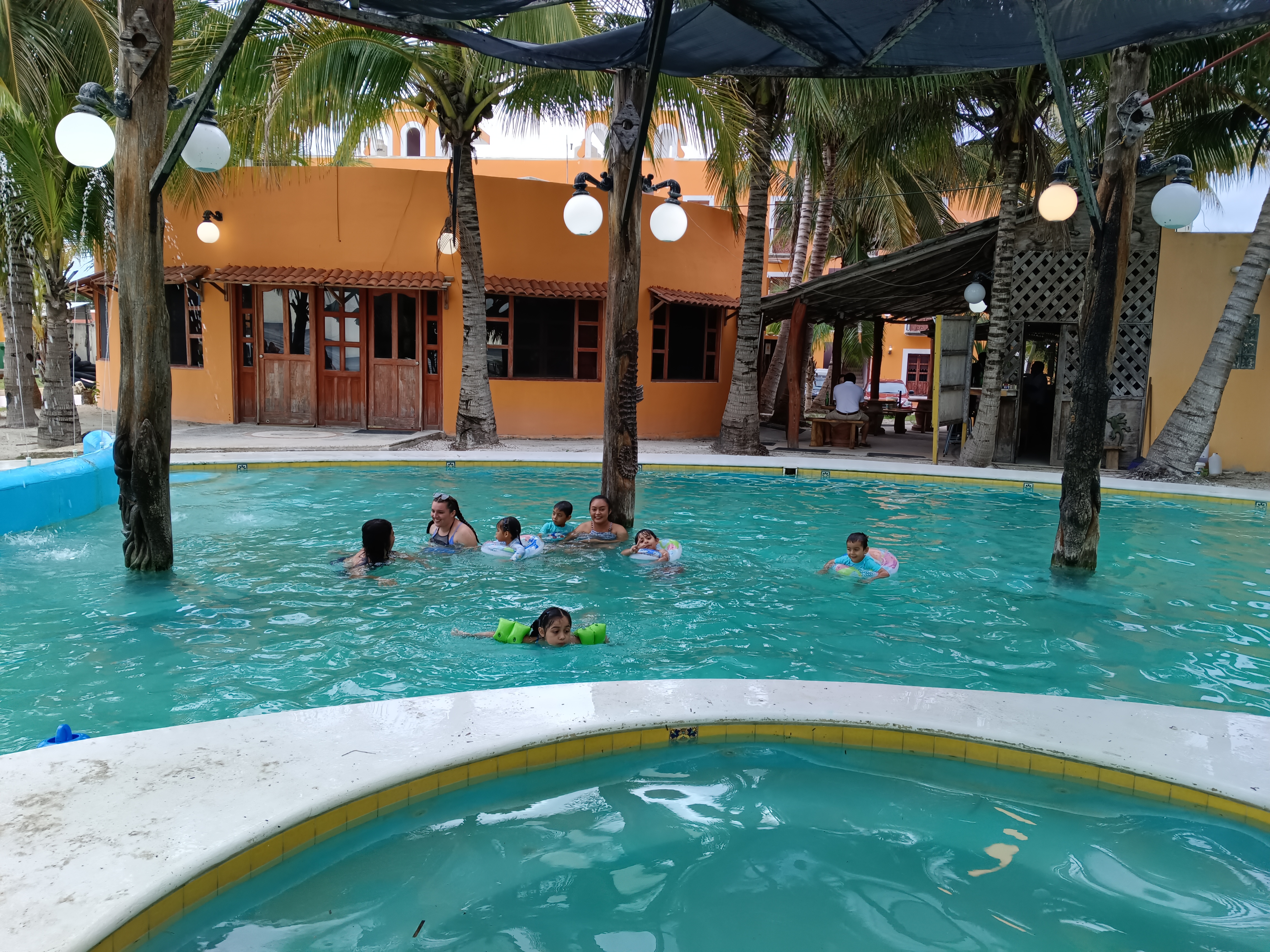 RESTAURANTE BAR & GRILL chaka's image 3