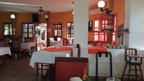 RESTAURANTE BAR & GRILL chaka's image 8