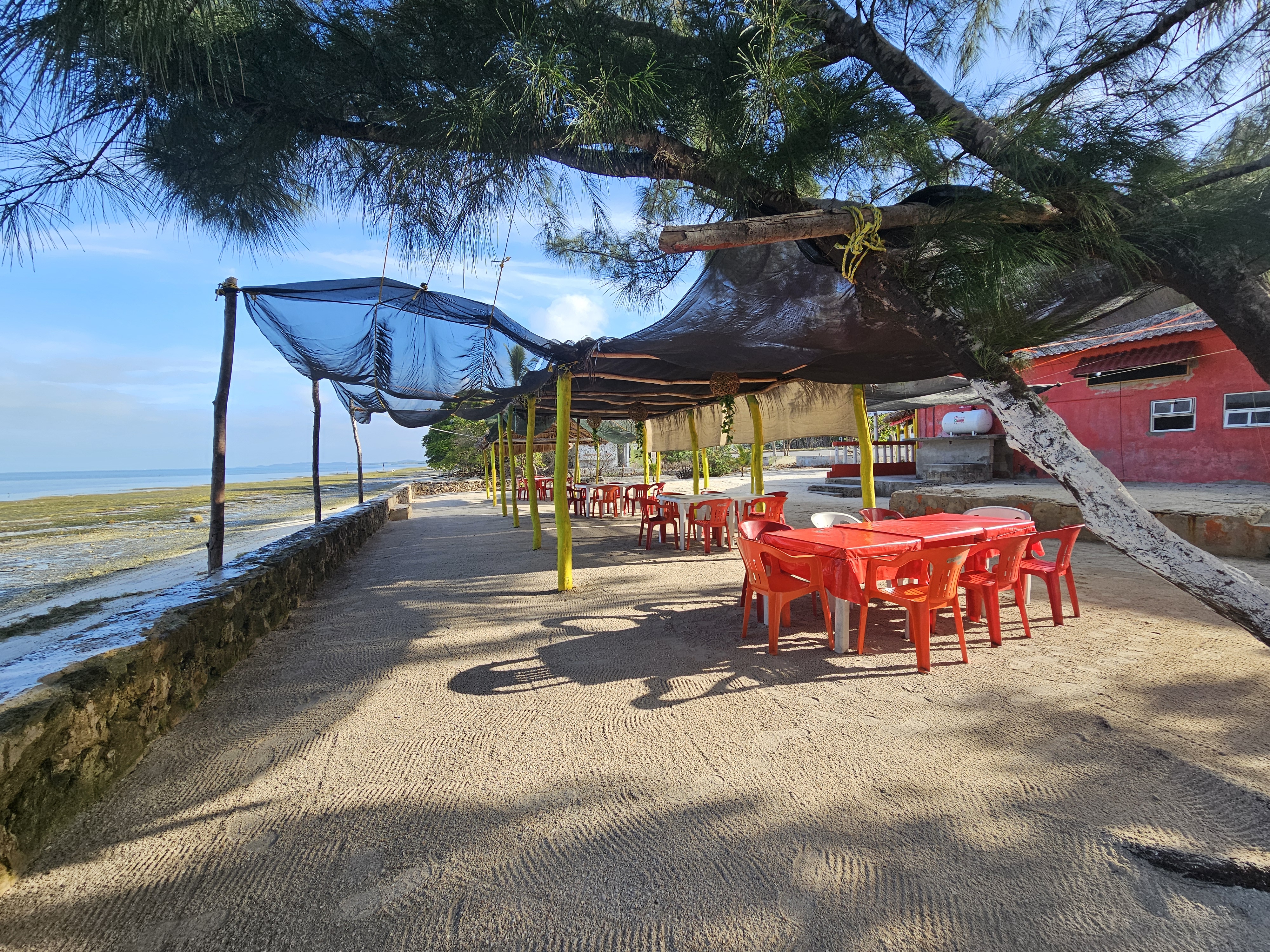 Restaurante y Coctelería JIREH image 2