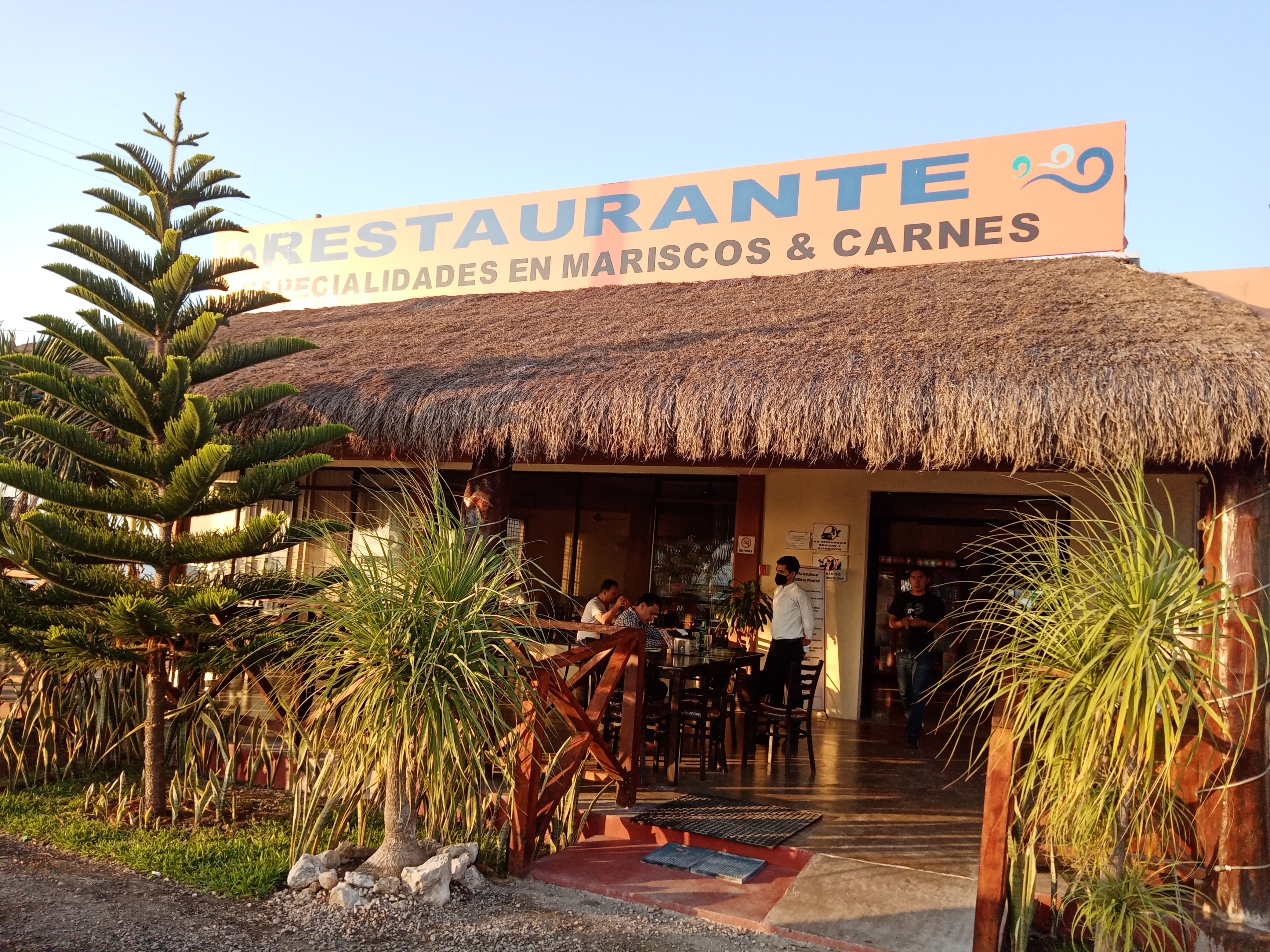 Restaurante Las Brisas Suc. Malecon image 1
