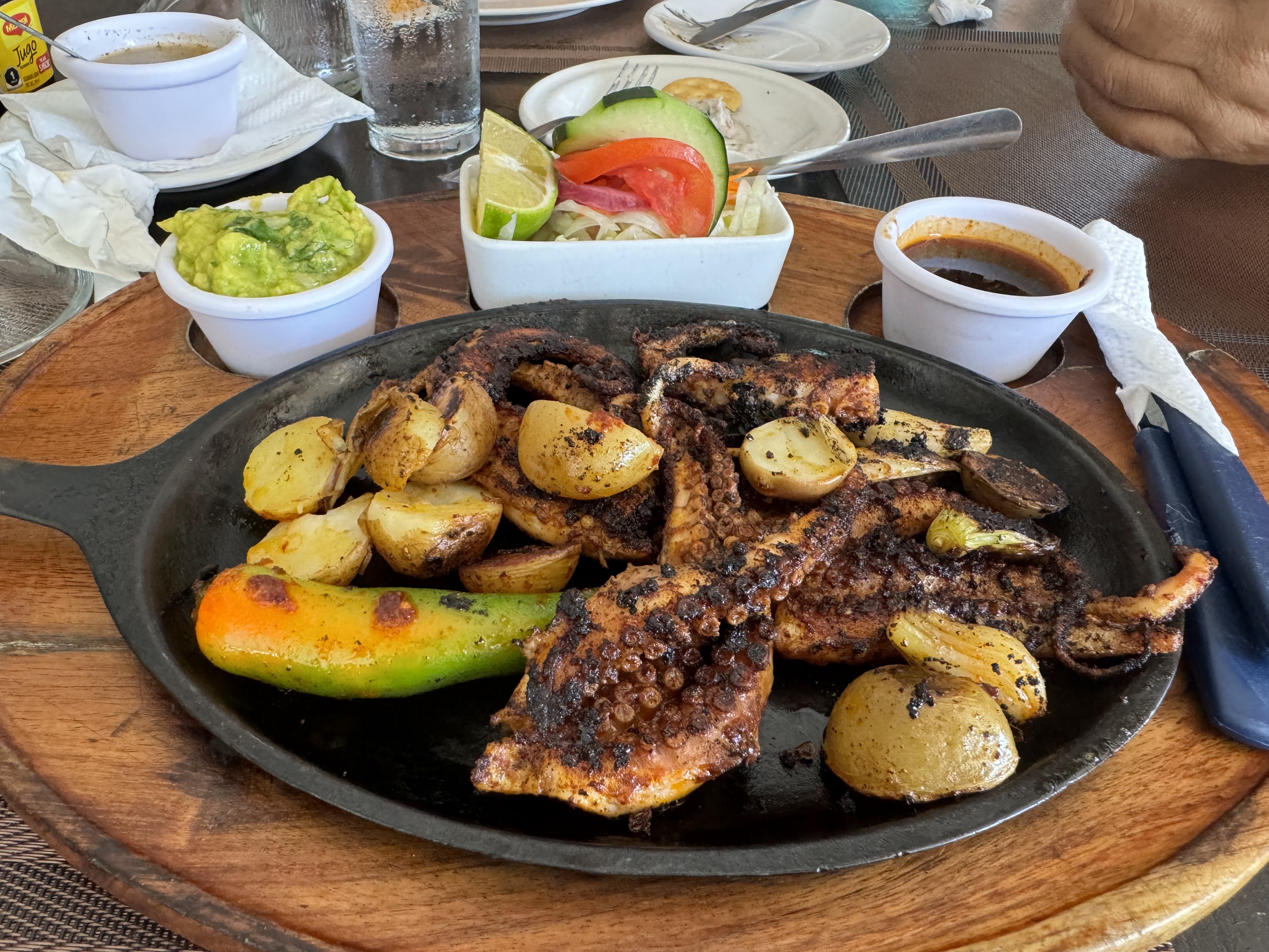 Restaurante Las Brisas Suc. Malecon image 10