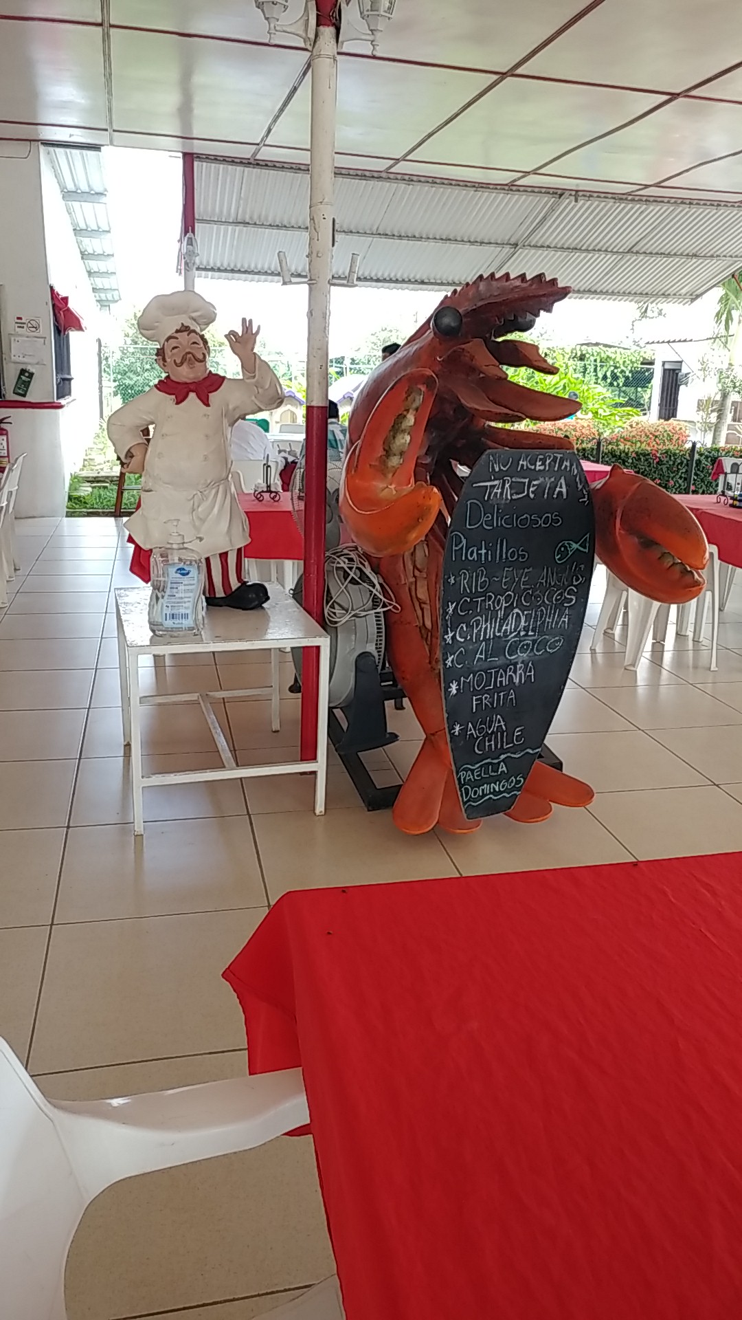 Restaurante De Mariscos Y Pescado El Timon image 9