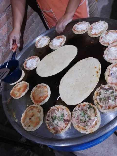 Dobladas y Sopes JUNI image 5