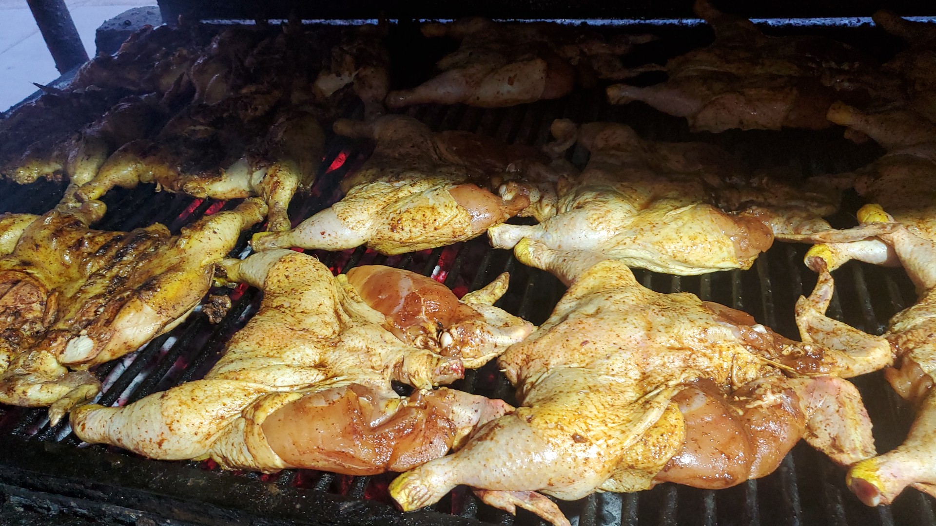 Pollos Asados Los Cuates image 3