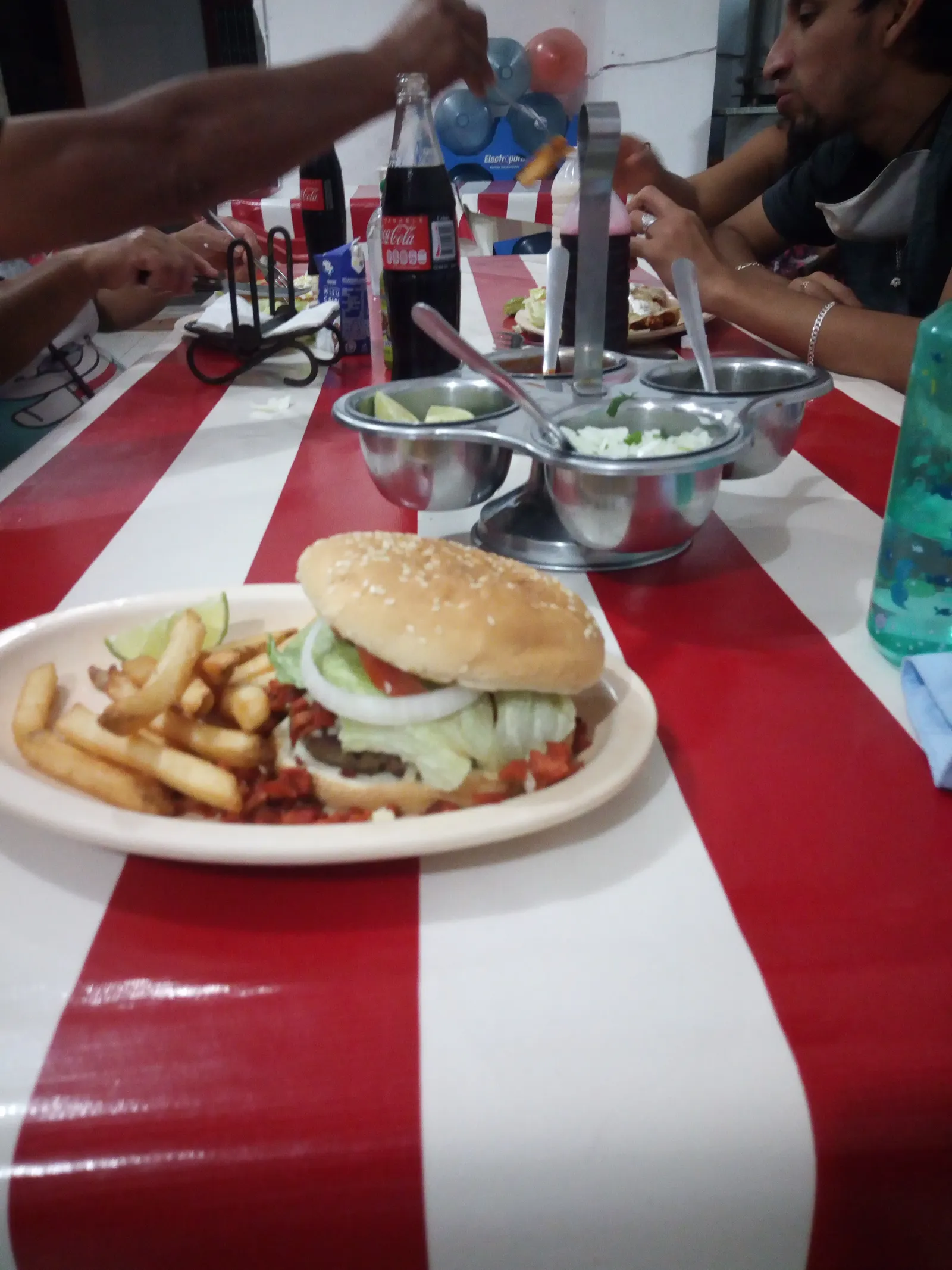El Farolito image 2