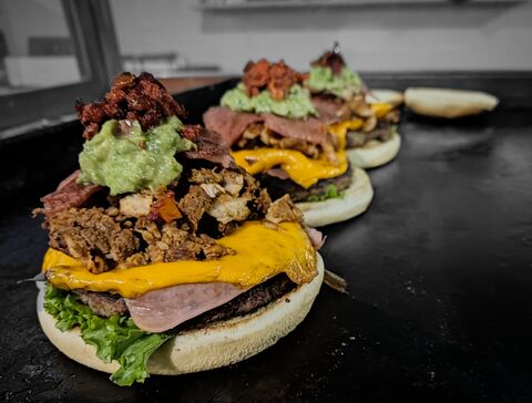 Cheques Burger's image 2