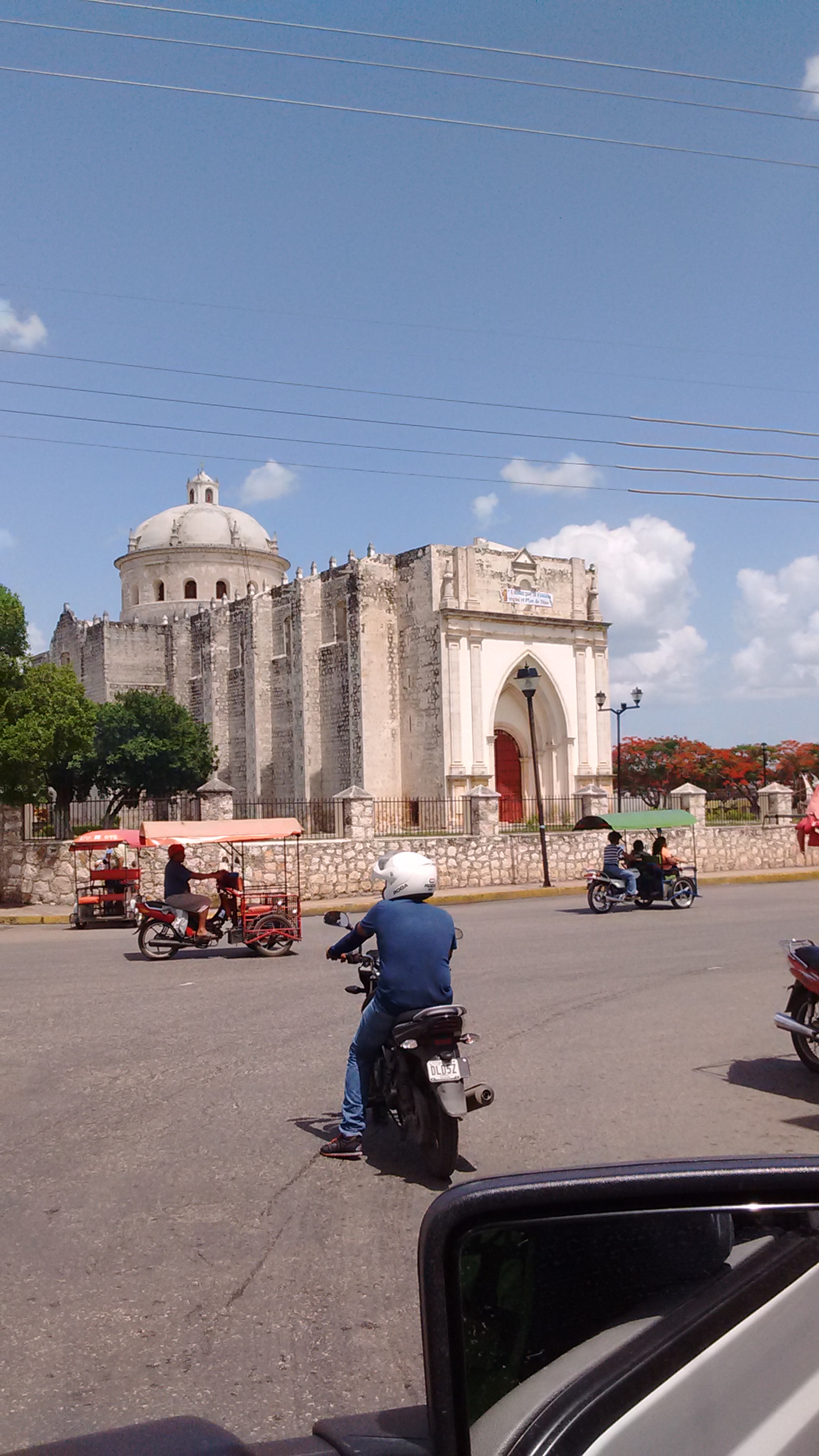 MIMI RESTAURANT image 3