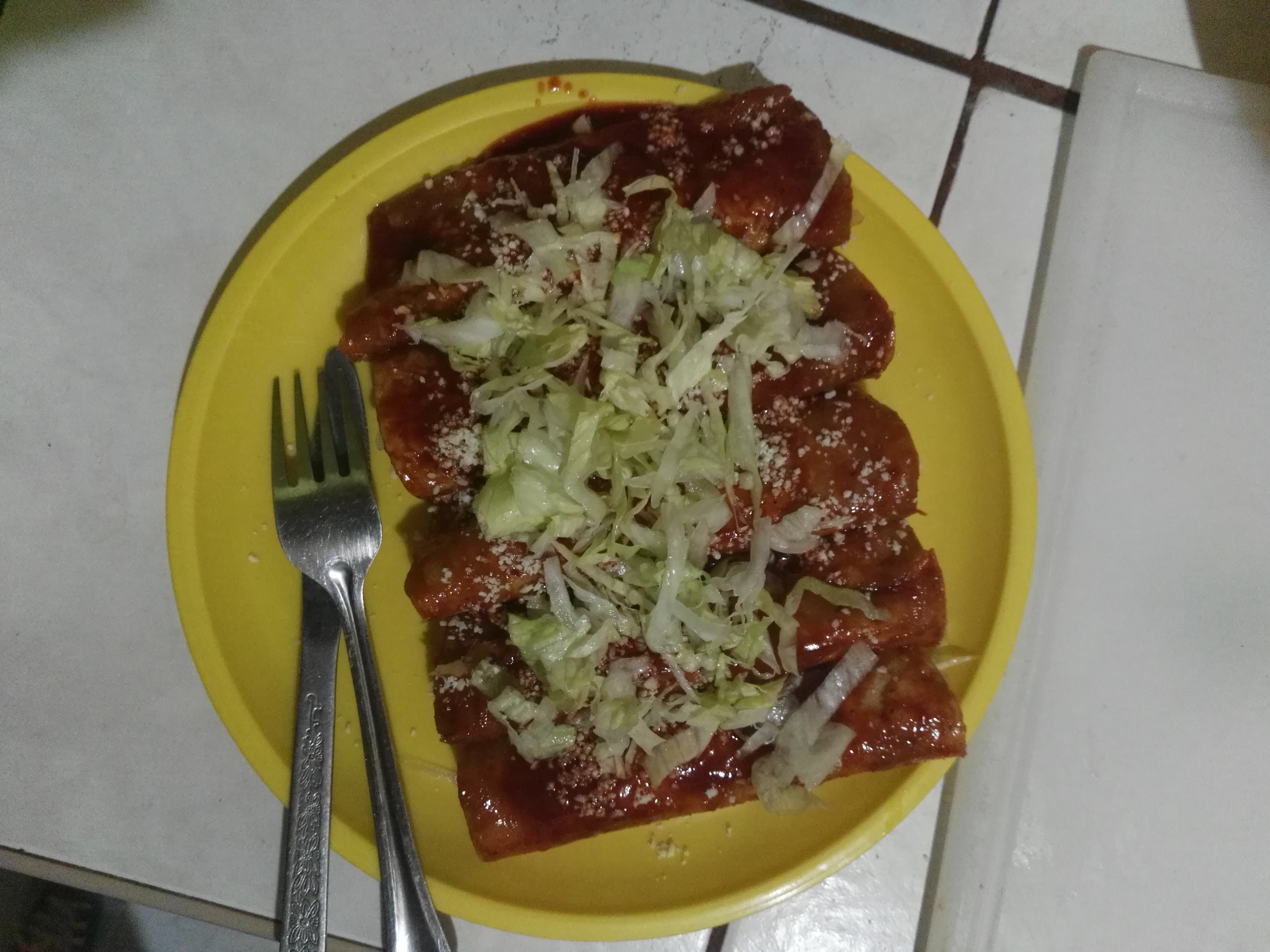 Cenaduria "Chevito" image 1