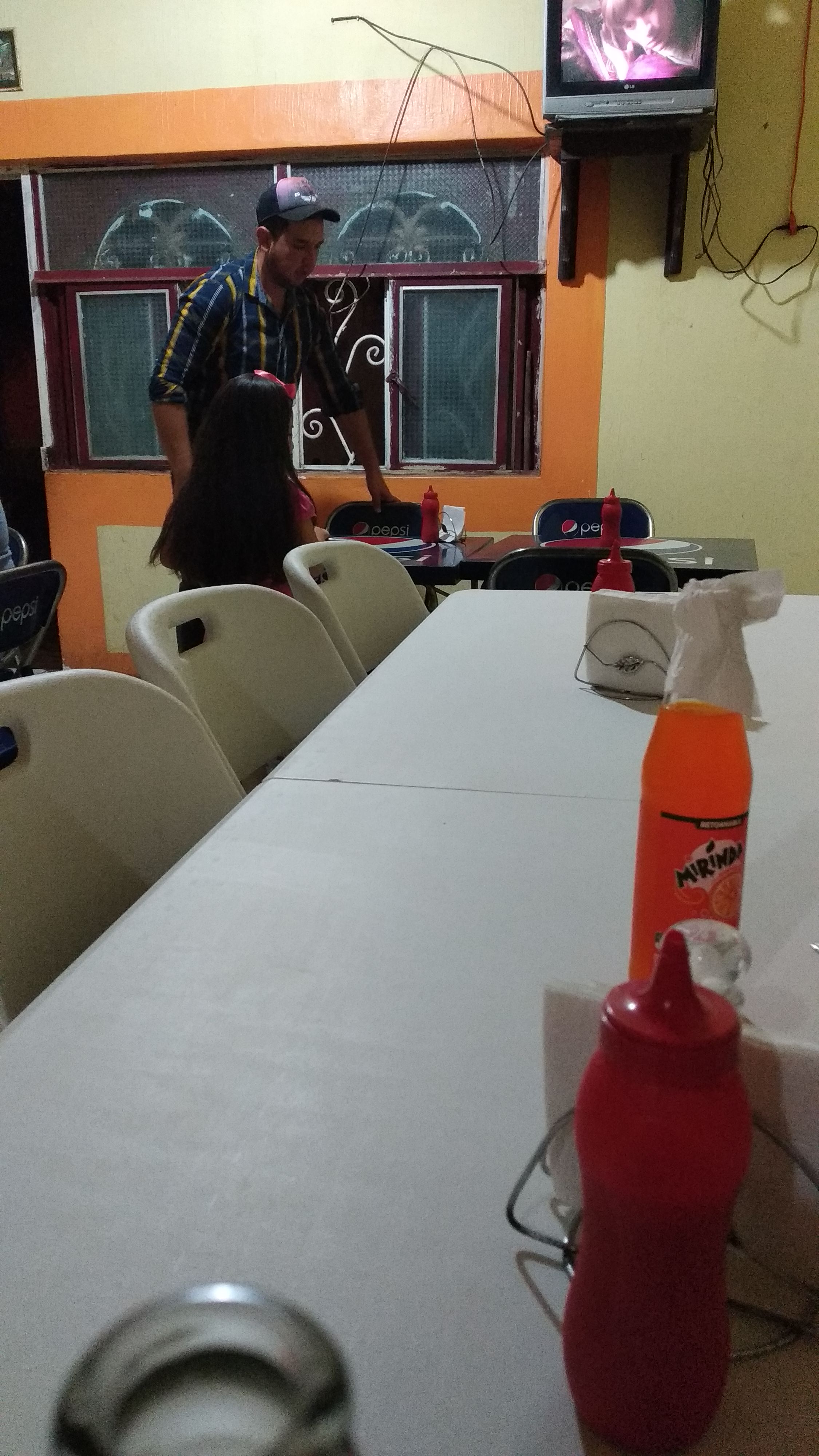 Cenaduria "Chevito" image 4