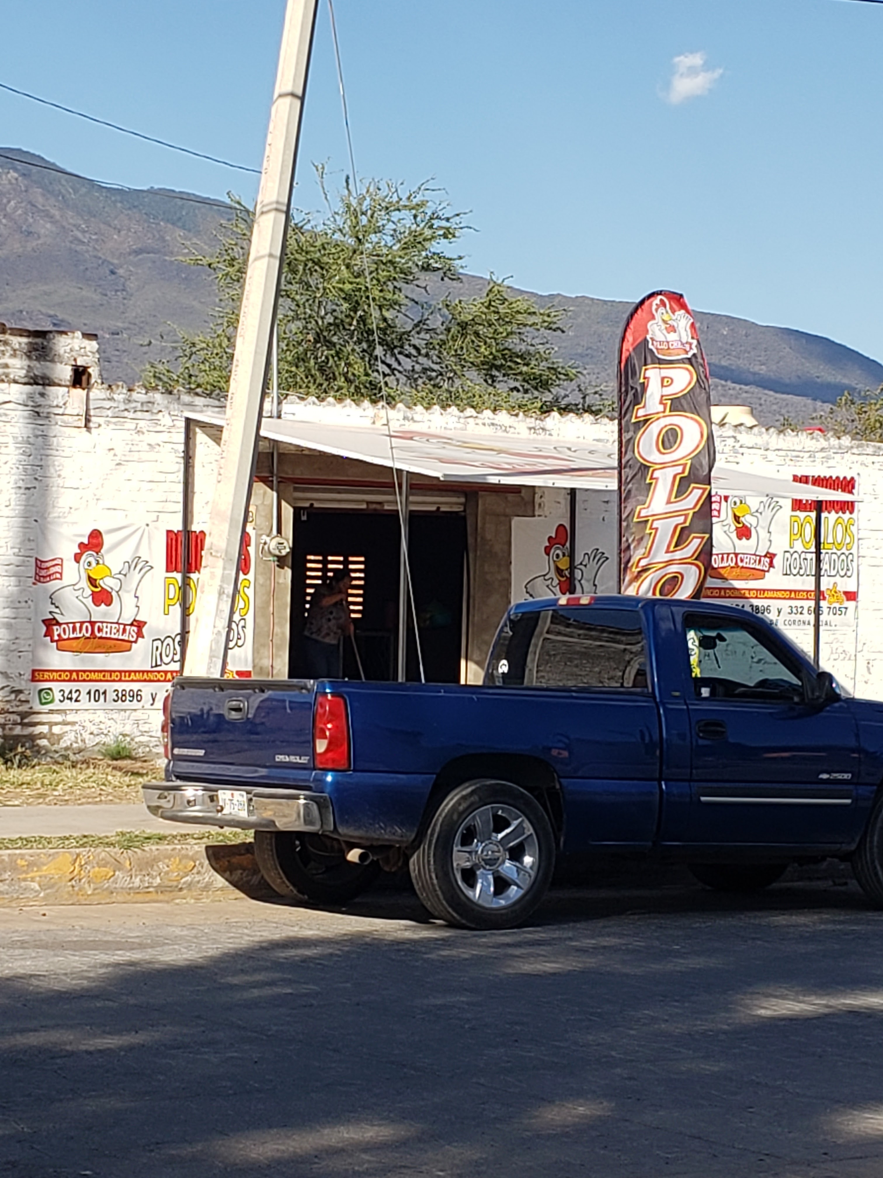 Rosticeria El pollo Chelis image 6