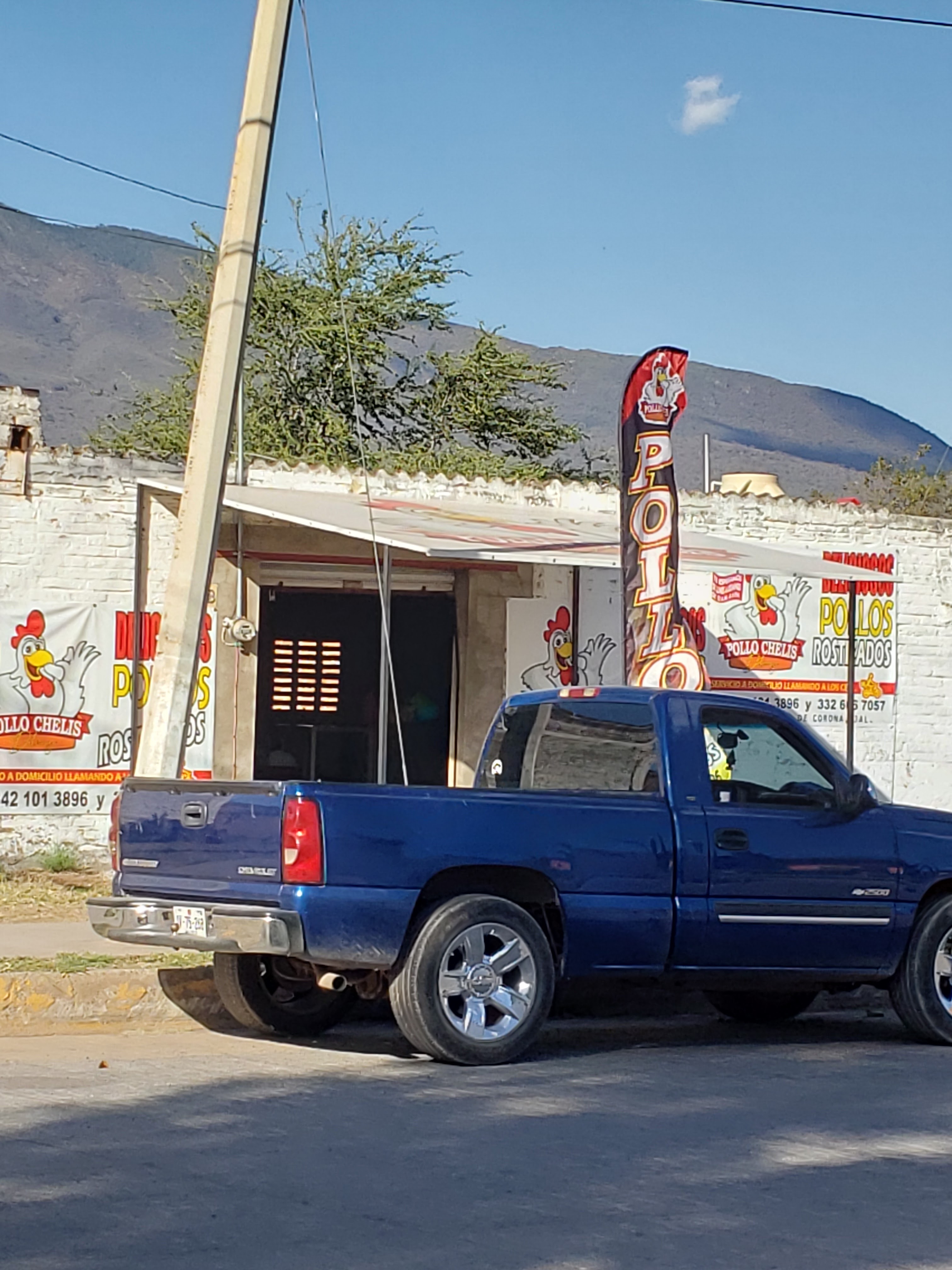 Rosticeria El pollo Chelis image 7