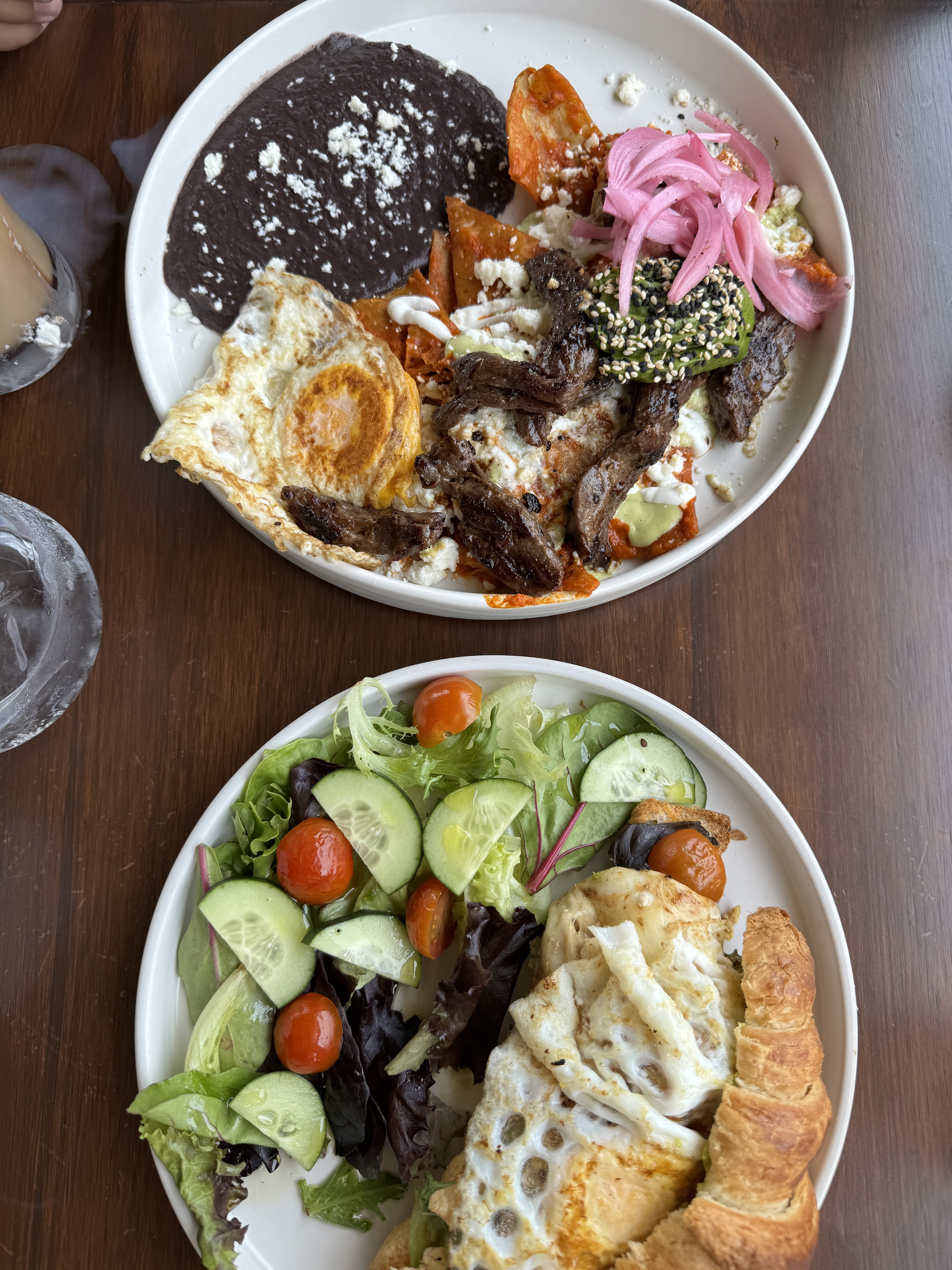 Los Gringos Cafe: Ajijic Plaza Centro image 3