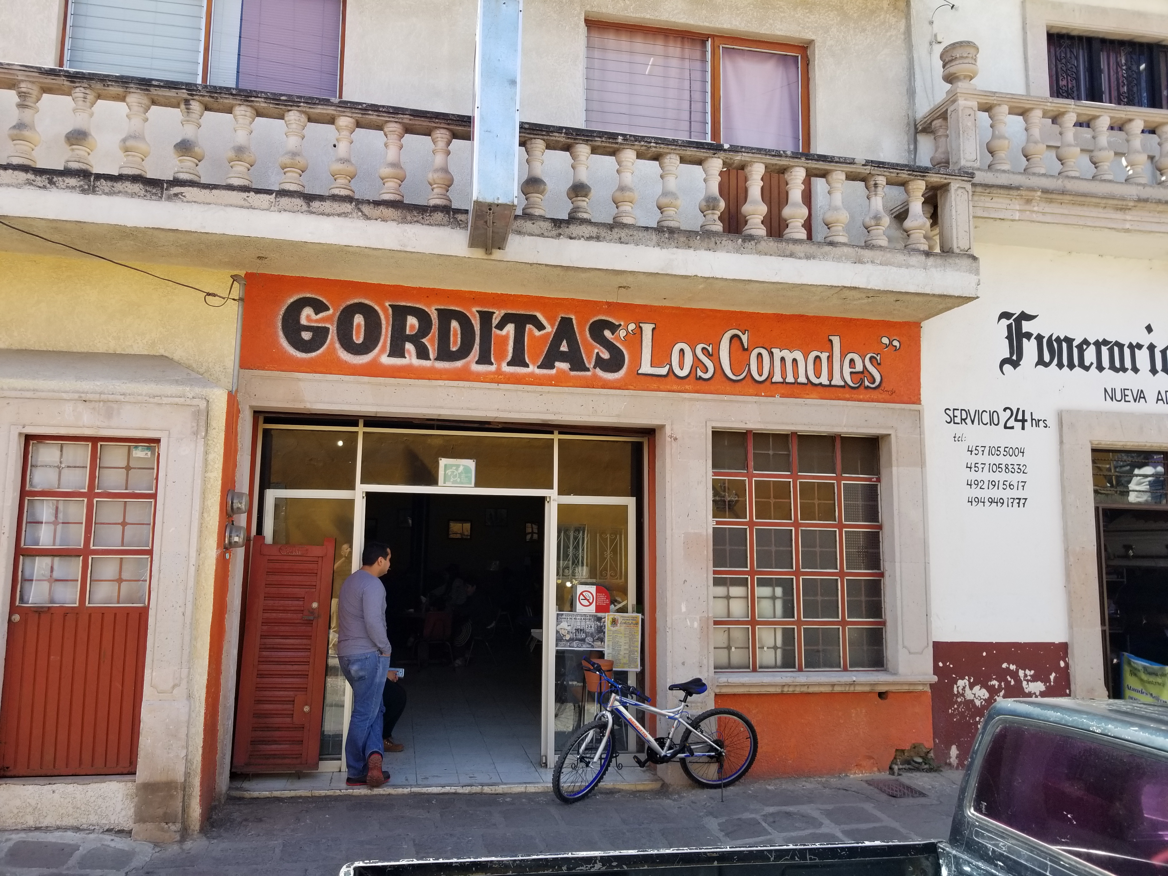 Gorditas Los Comales image 1
