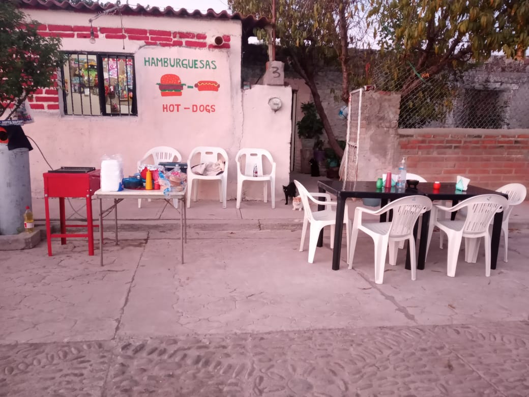 Mini amburgueza's paloma's image 4