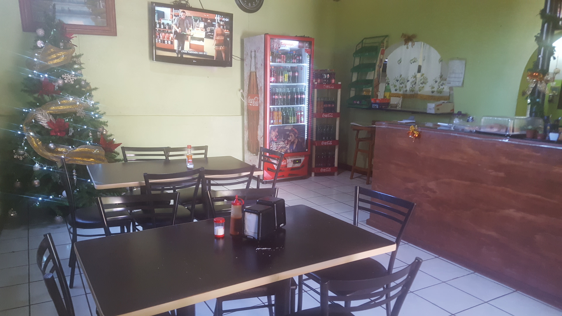 Loncheria Rosa image 4