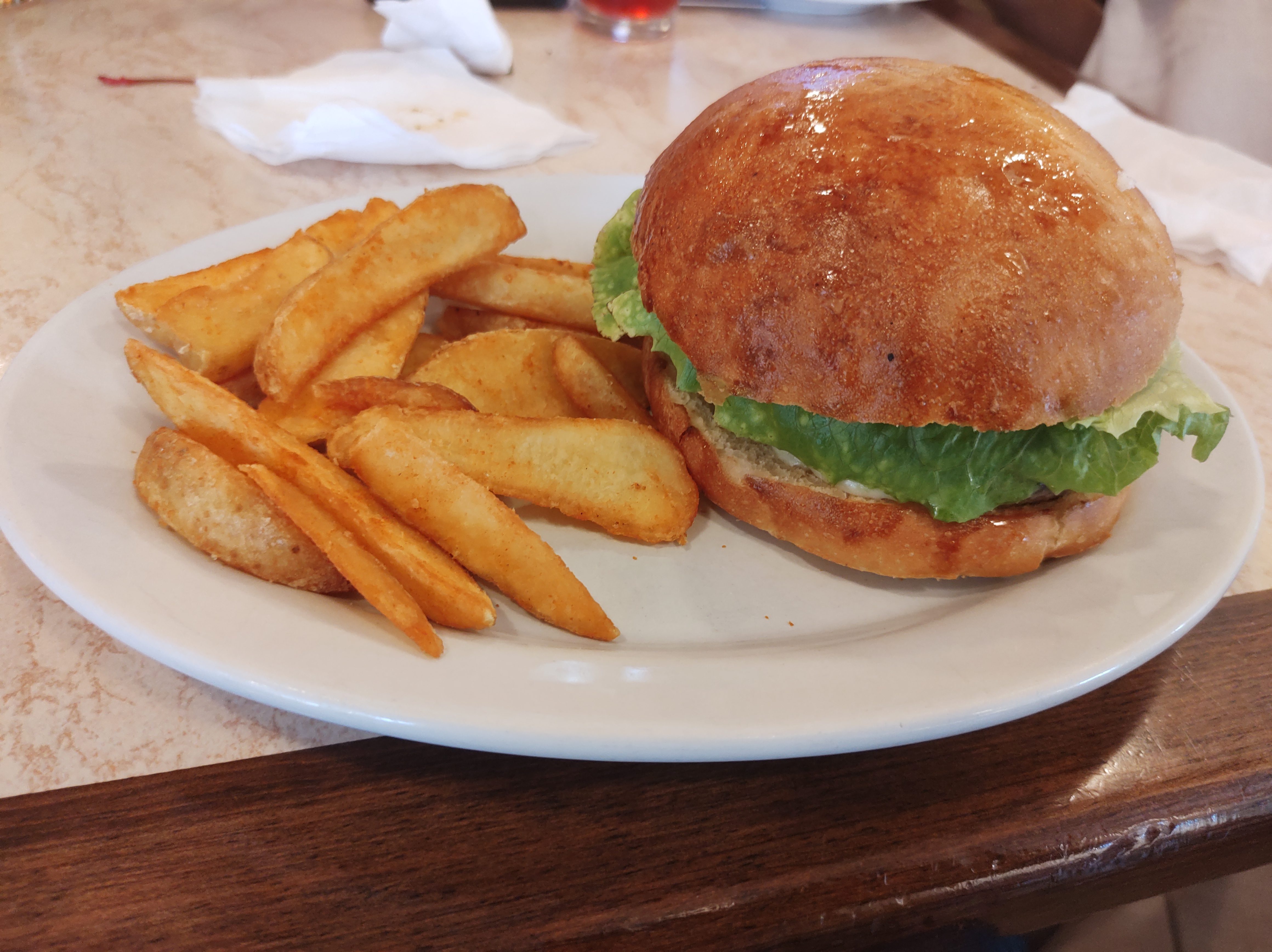 Café Colonial image 9