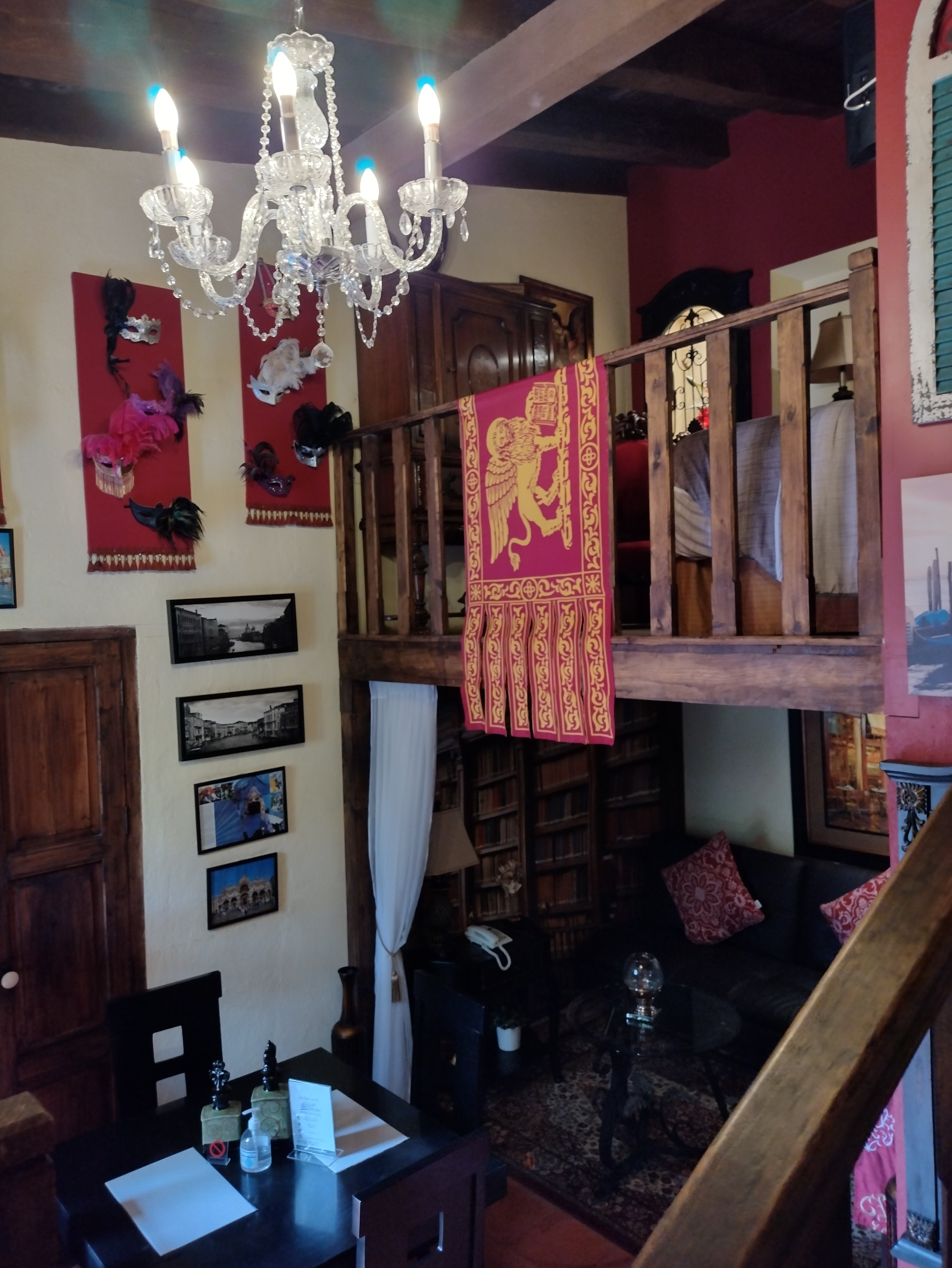 Cafe Roma Restaurant image 9