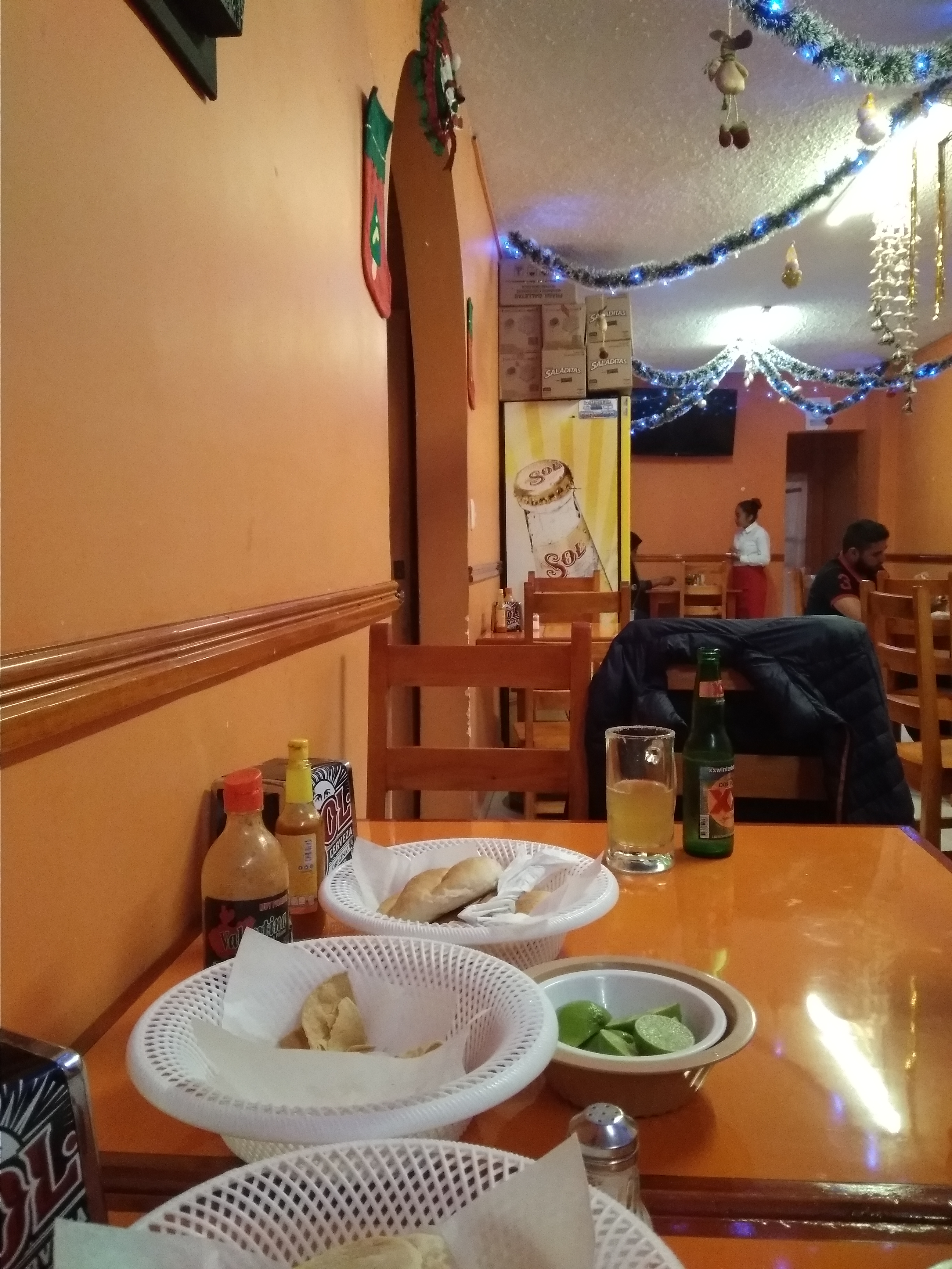 Restaurante de mariscos "PLAYA HERMOSA" Perote. Ver image 9