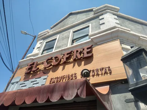 Embutidos y Tortas El Cofre image 1