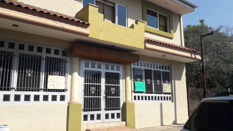 Carnes y Mariscos Don Chuy image 2