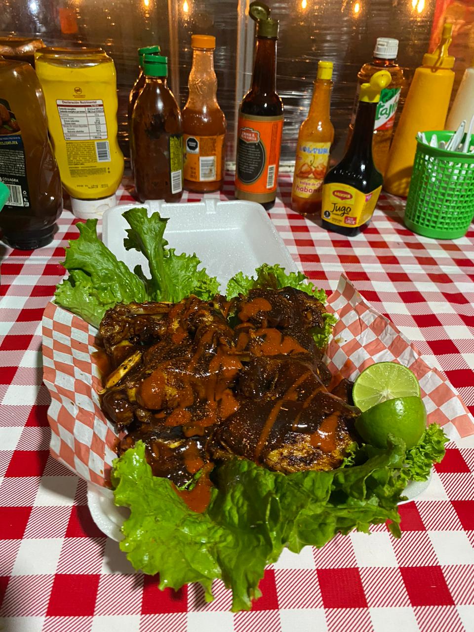 Hamburguesas y Alitas al Carbón Alas brasas image 3