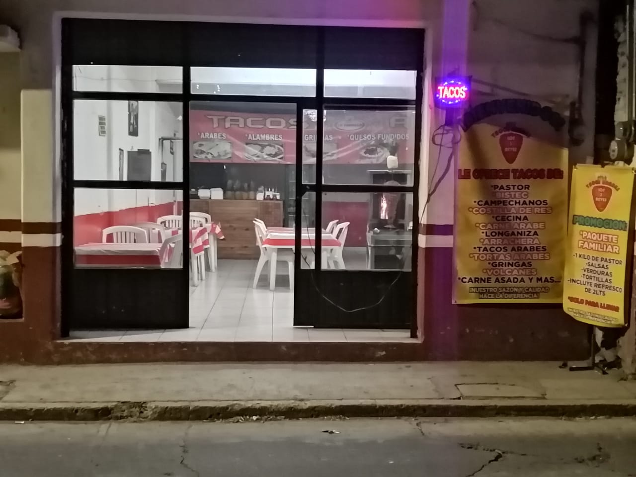 Tacos Árabes La Parrilla image 8