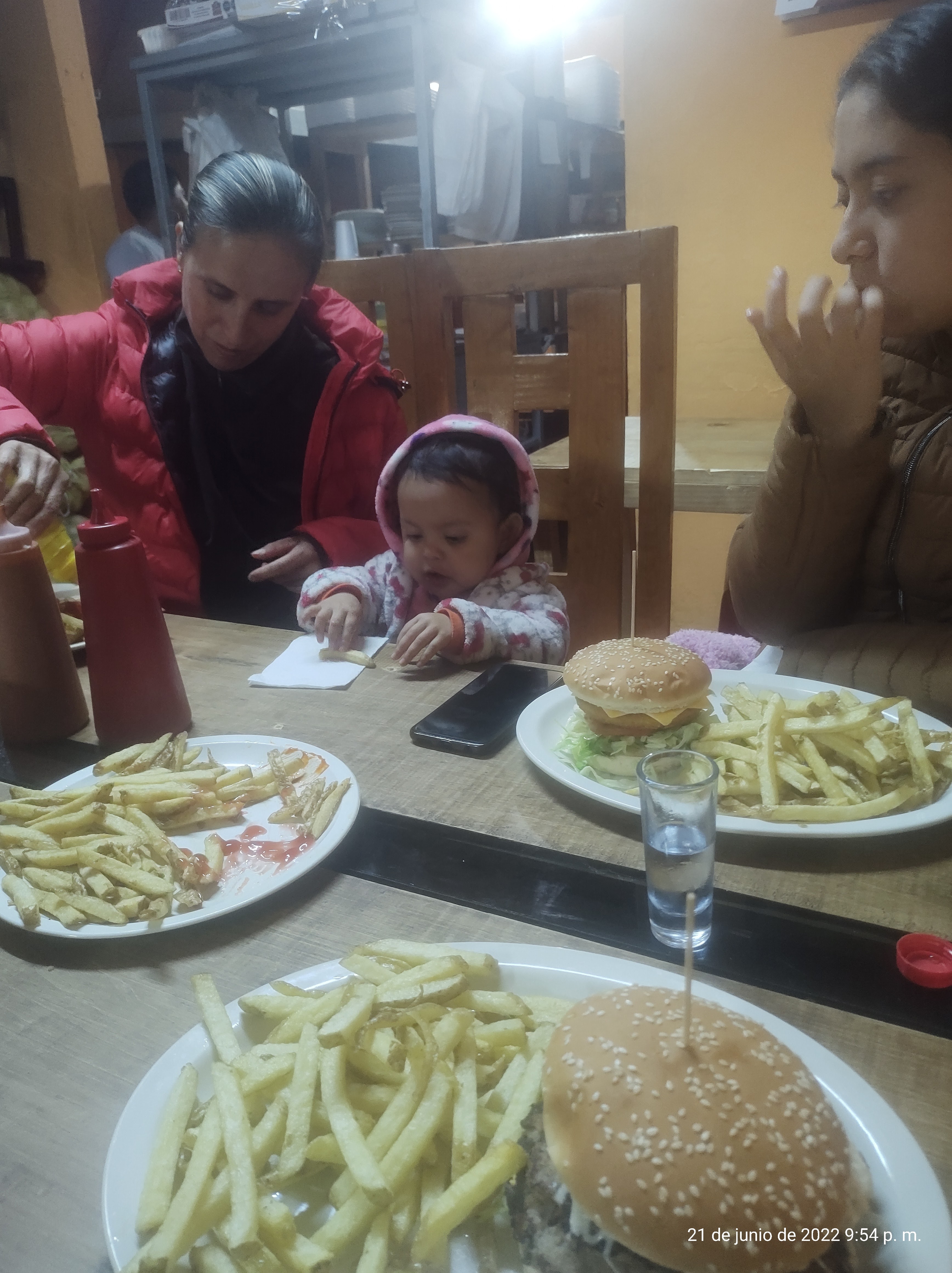 Maliburguers image 3