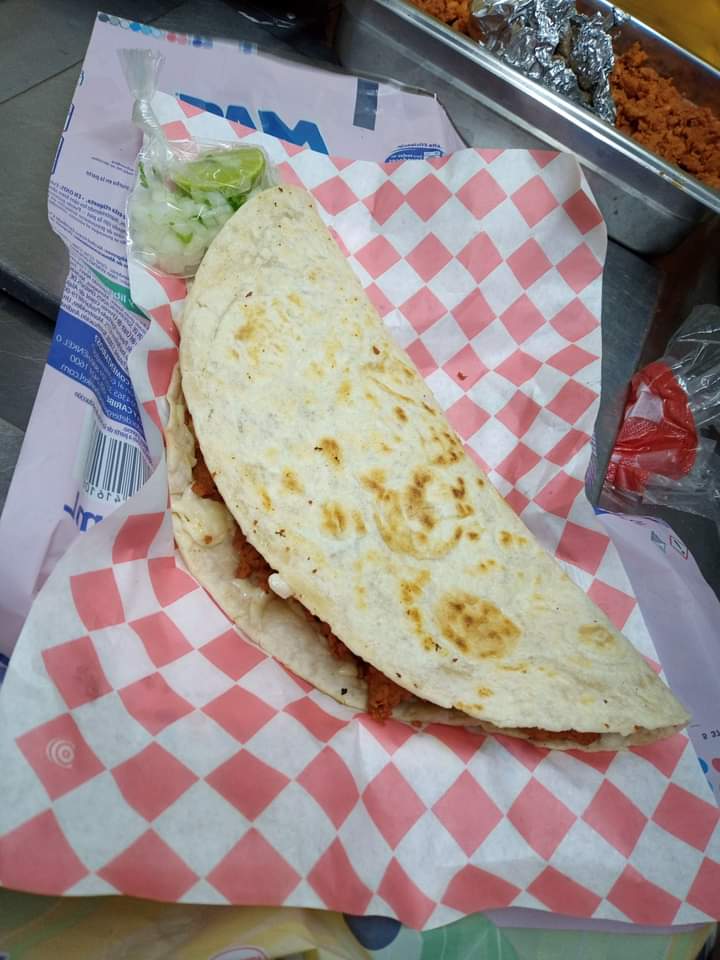 Hot dogs y Hamburguesas de Tenchis image 6