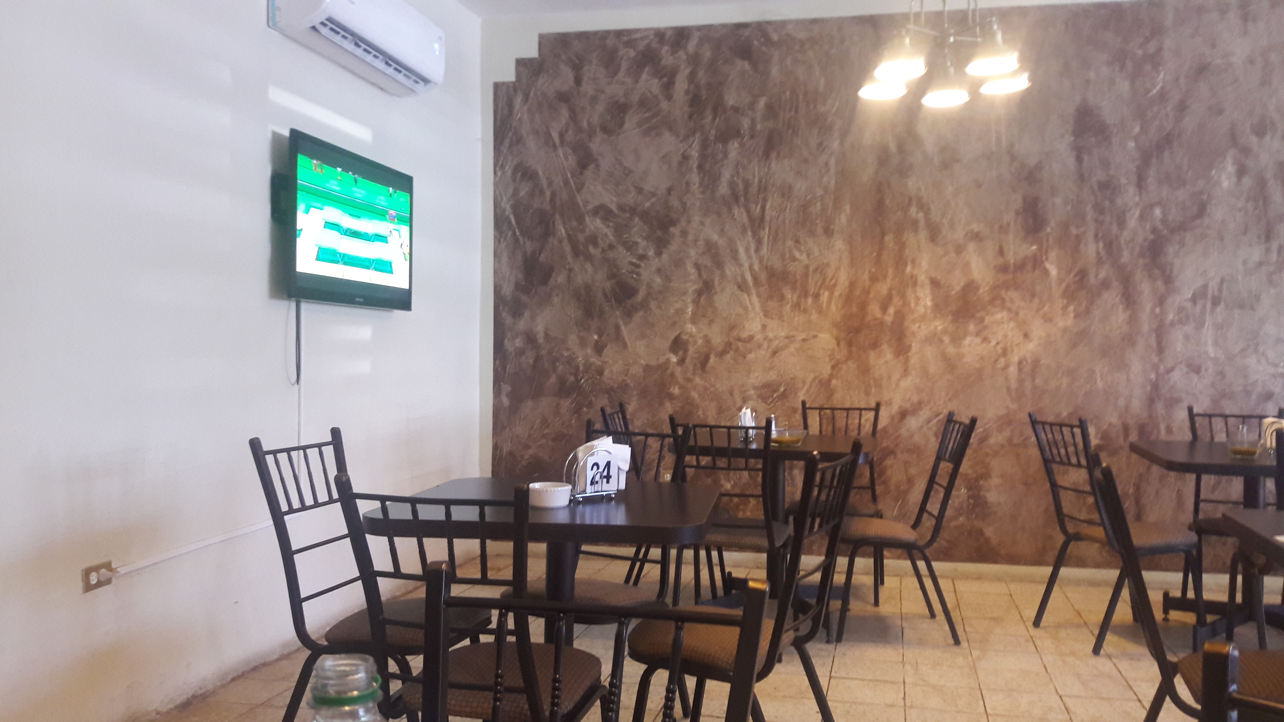 El Mesón Gourmet image 10