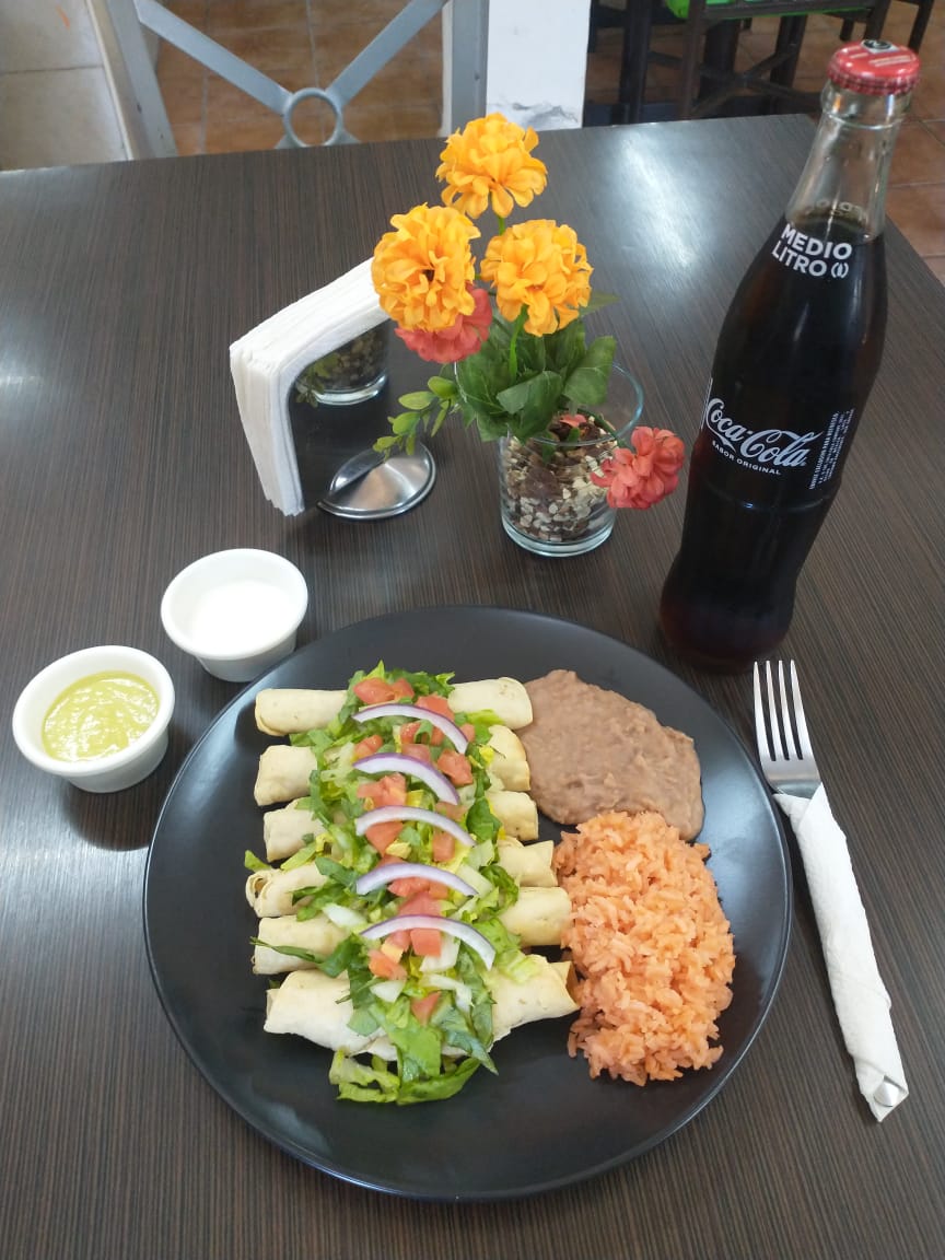 Desayunos Y Almuerzos "DETITA" image 5