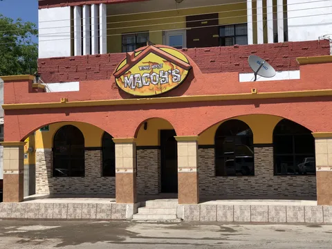 Macoy’s Wings House image 1