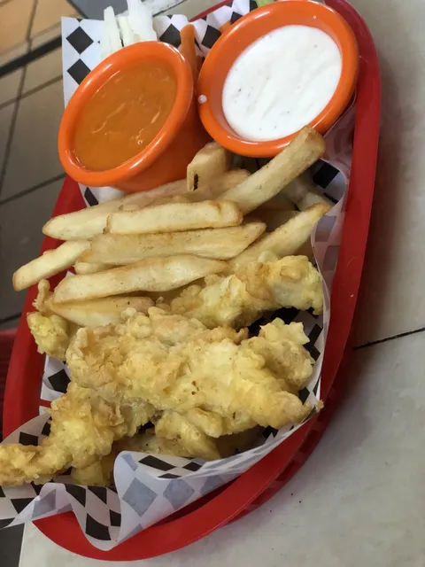 Macoy’s Wings House image 4