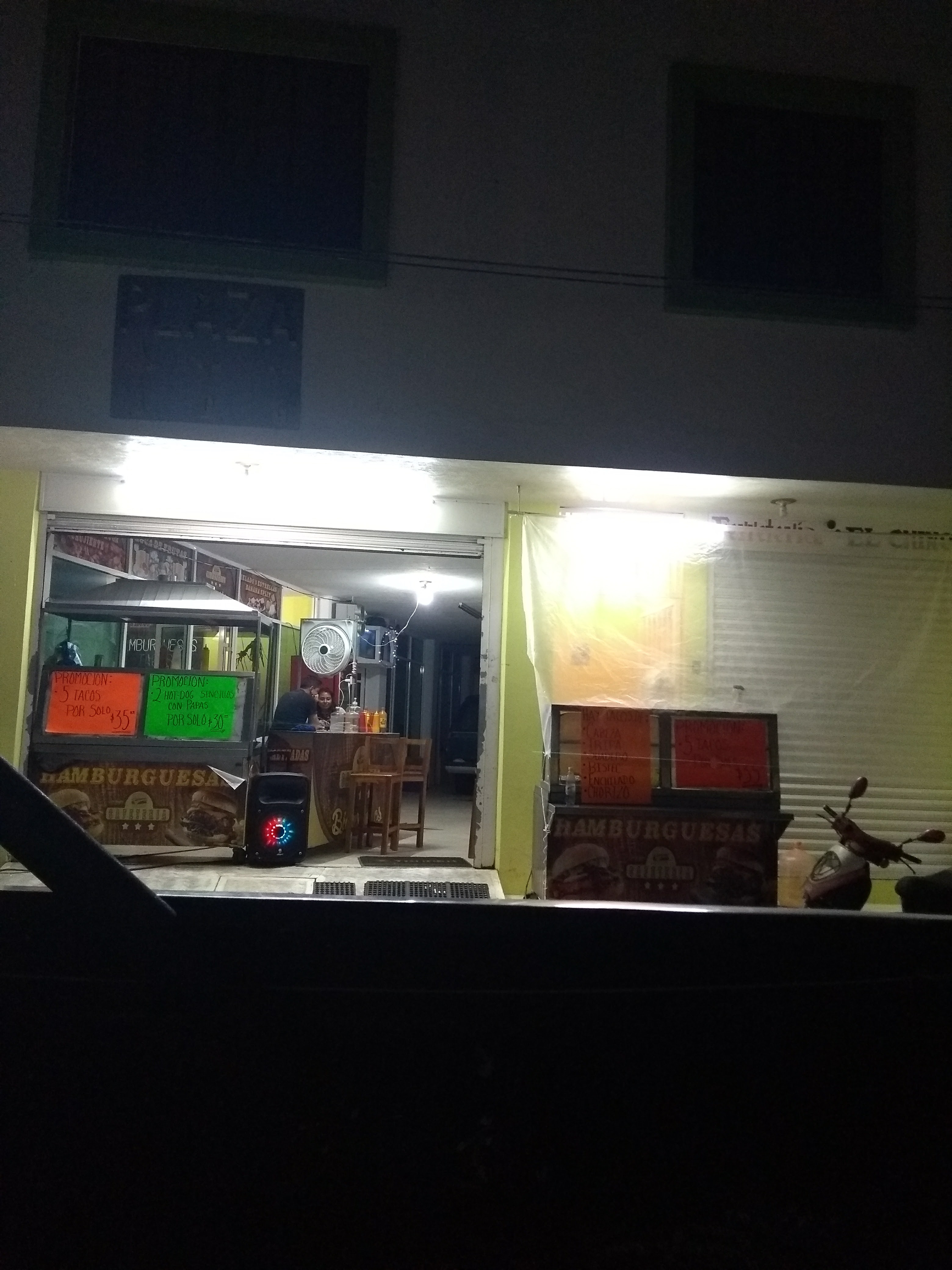 Restaurante tres estrellas image 7