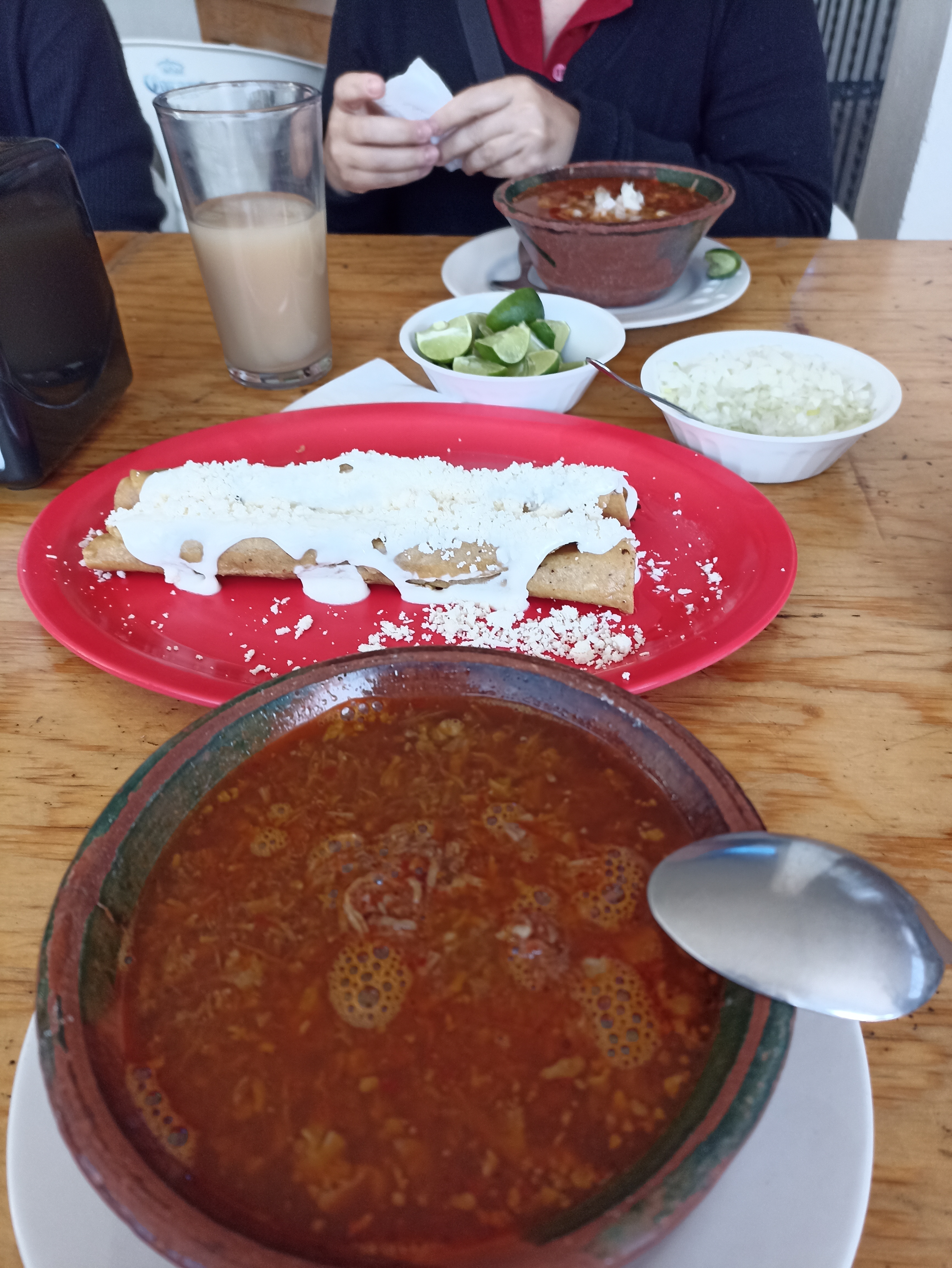 BIRRIA LA LINDA image 9