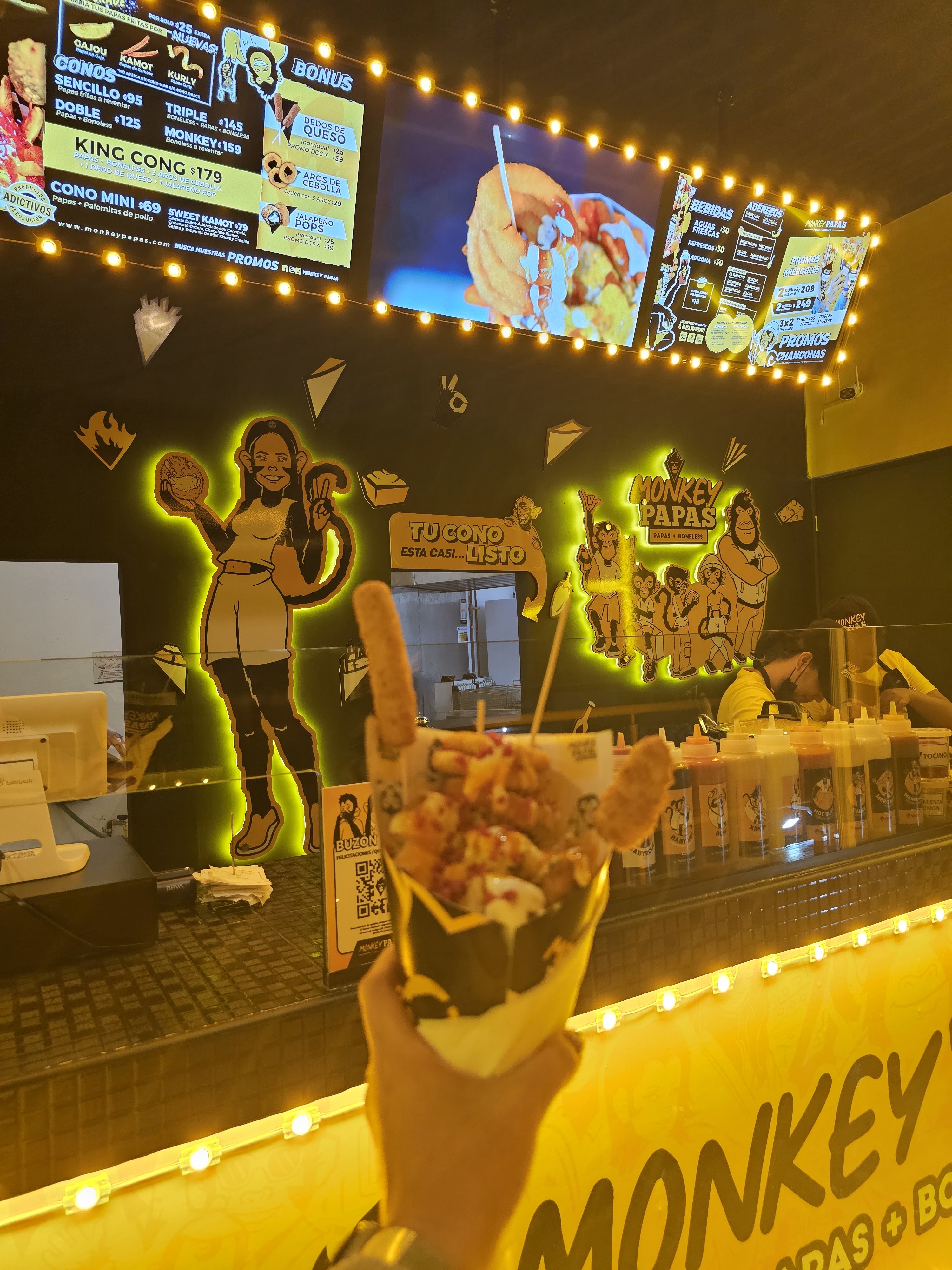 Monkey Papas Cuautlancingo image 2