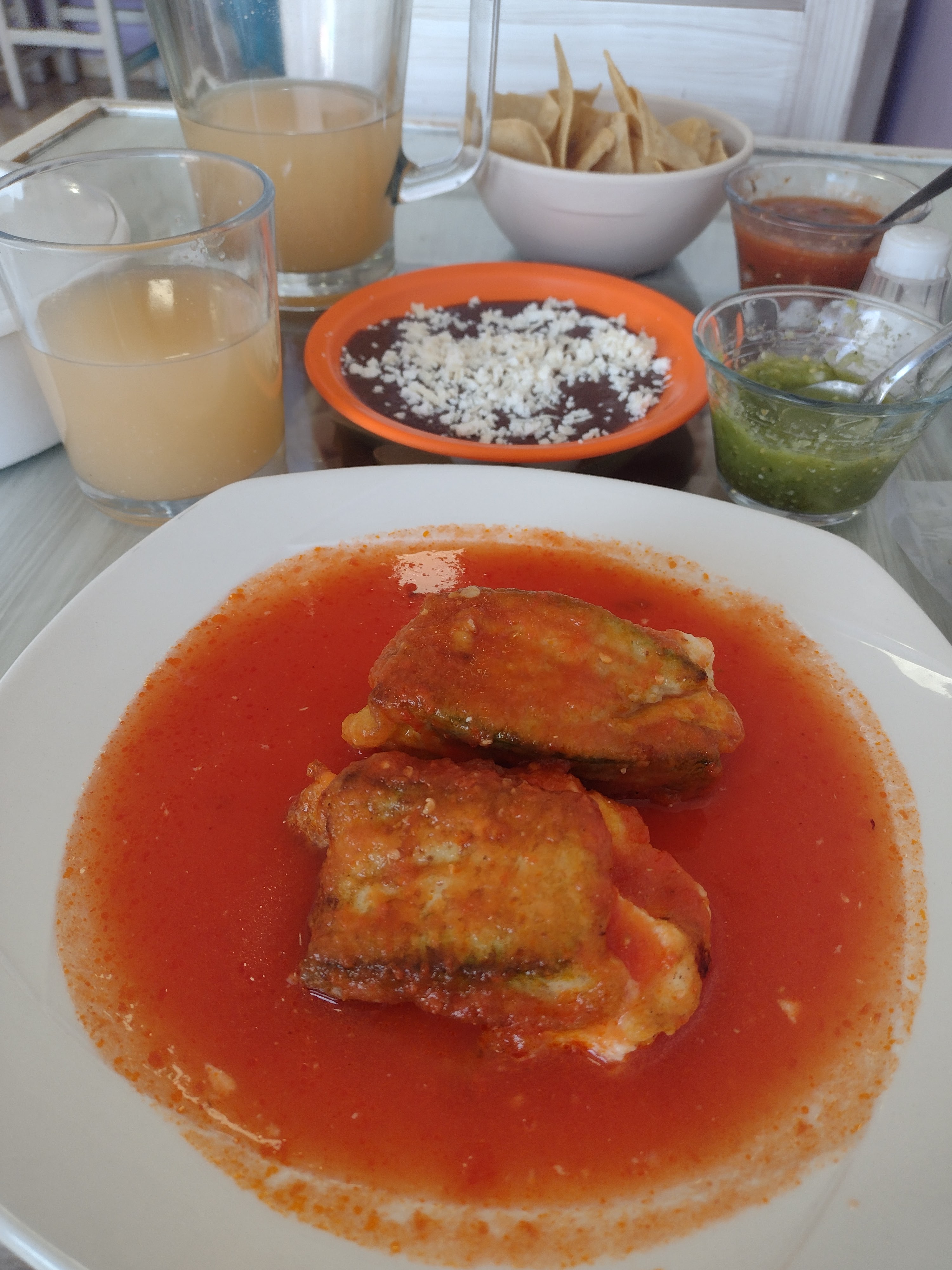 Tita y Abu Restaurant image 5